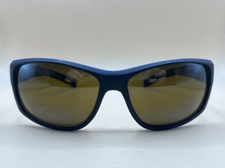 Lunettes de soleil sport enveloppantes, monture bleue, verres ambrés