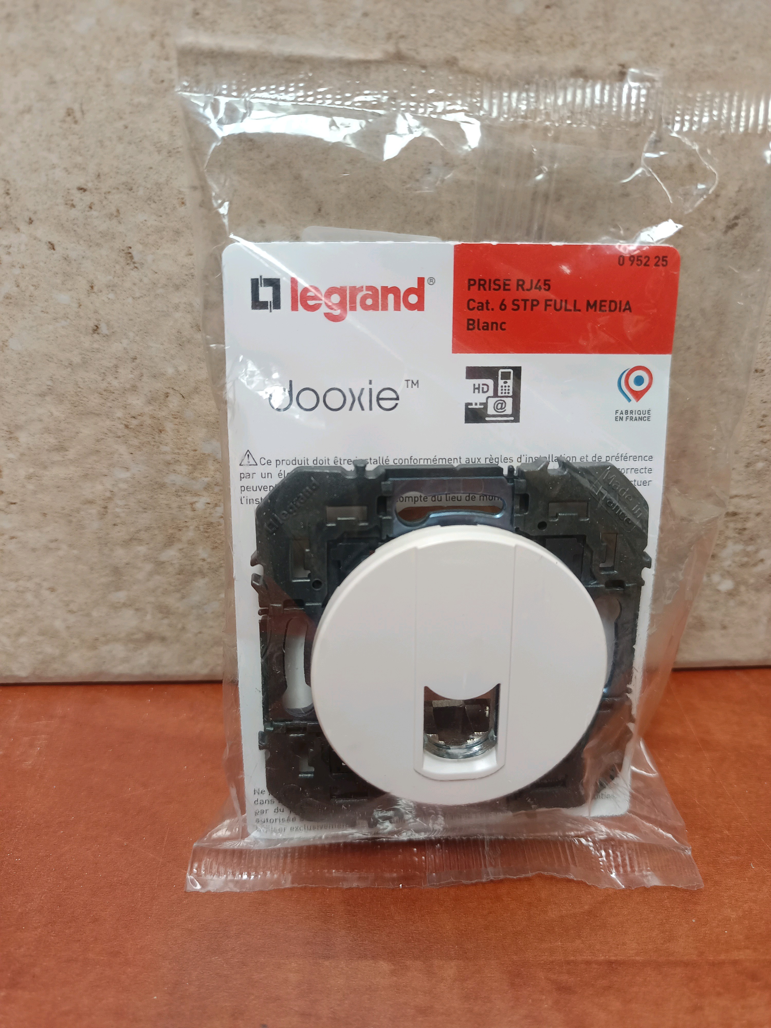 Legrand Dooxie prise RJ45 Cat.6 STP Full Media - Blanc