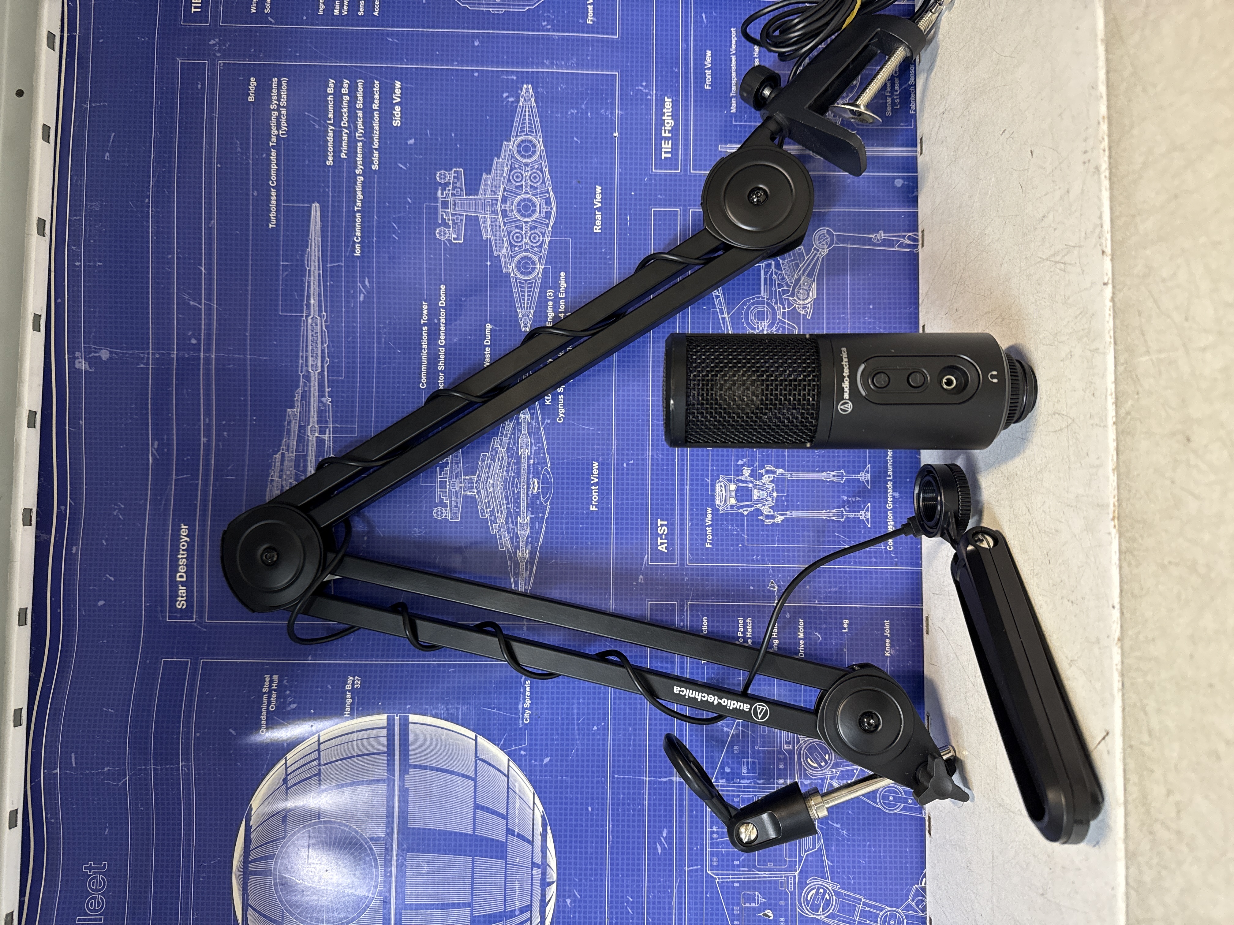 Microphone Audio-Technica ATR2500X avec support