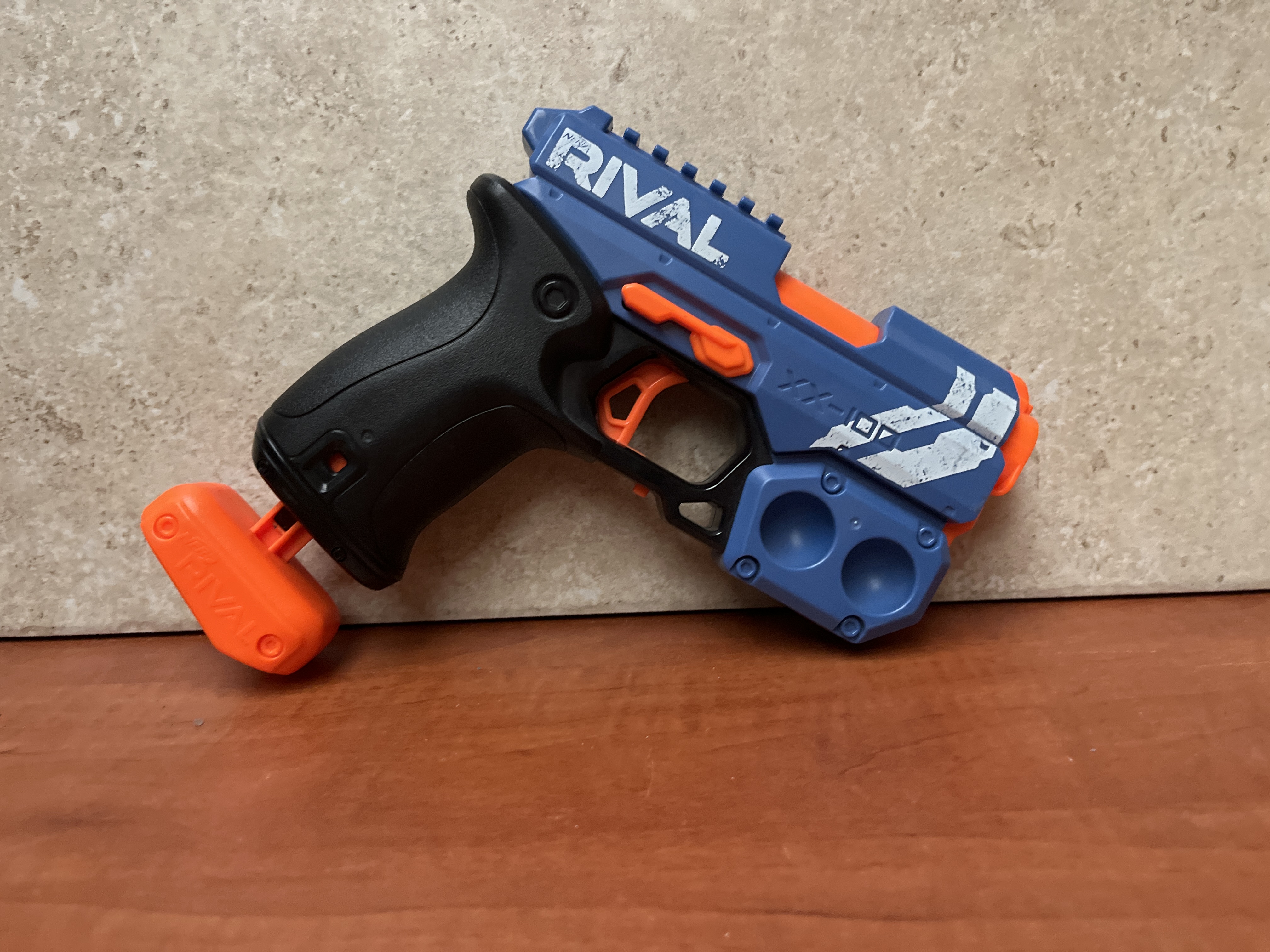 Pistolet Rival Knockout XX-100 (bleu)