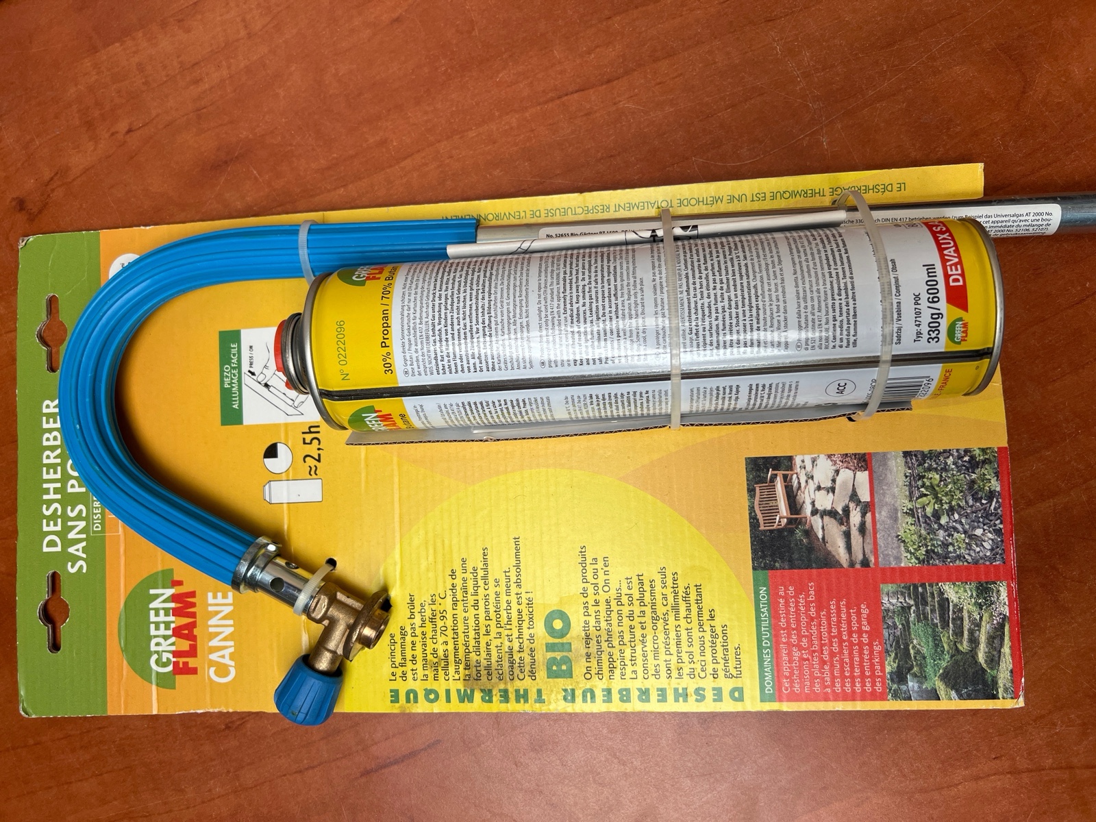 Désherbeur thermique à gaz avec cartouche et tuyau