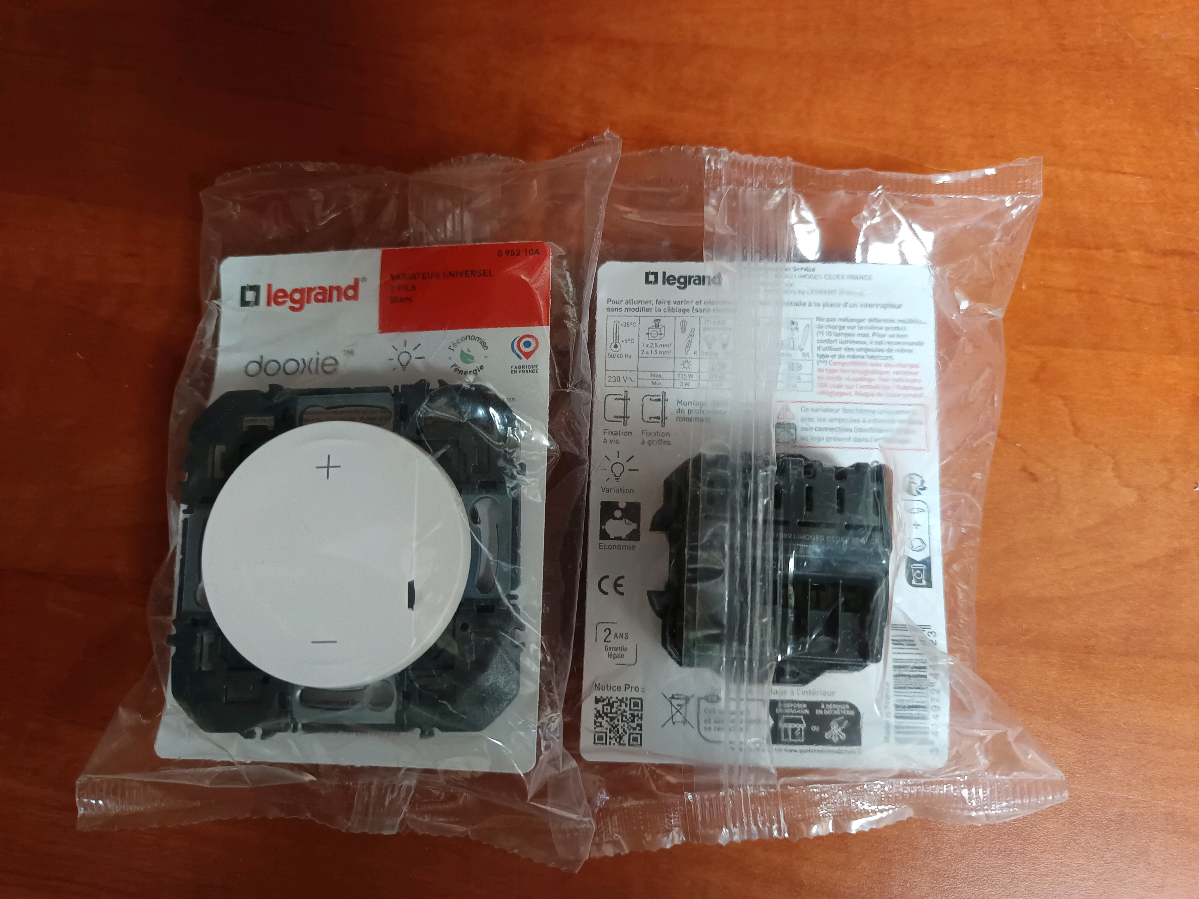 Variateur d’éclairage Legrand Dooxie