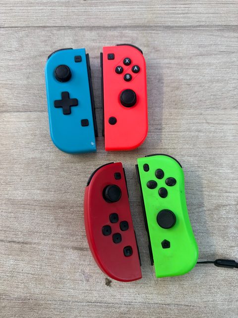 Manettes Joy-Con compatibles pour Nintendo Switch - HS (lot de 4)