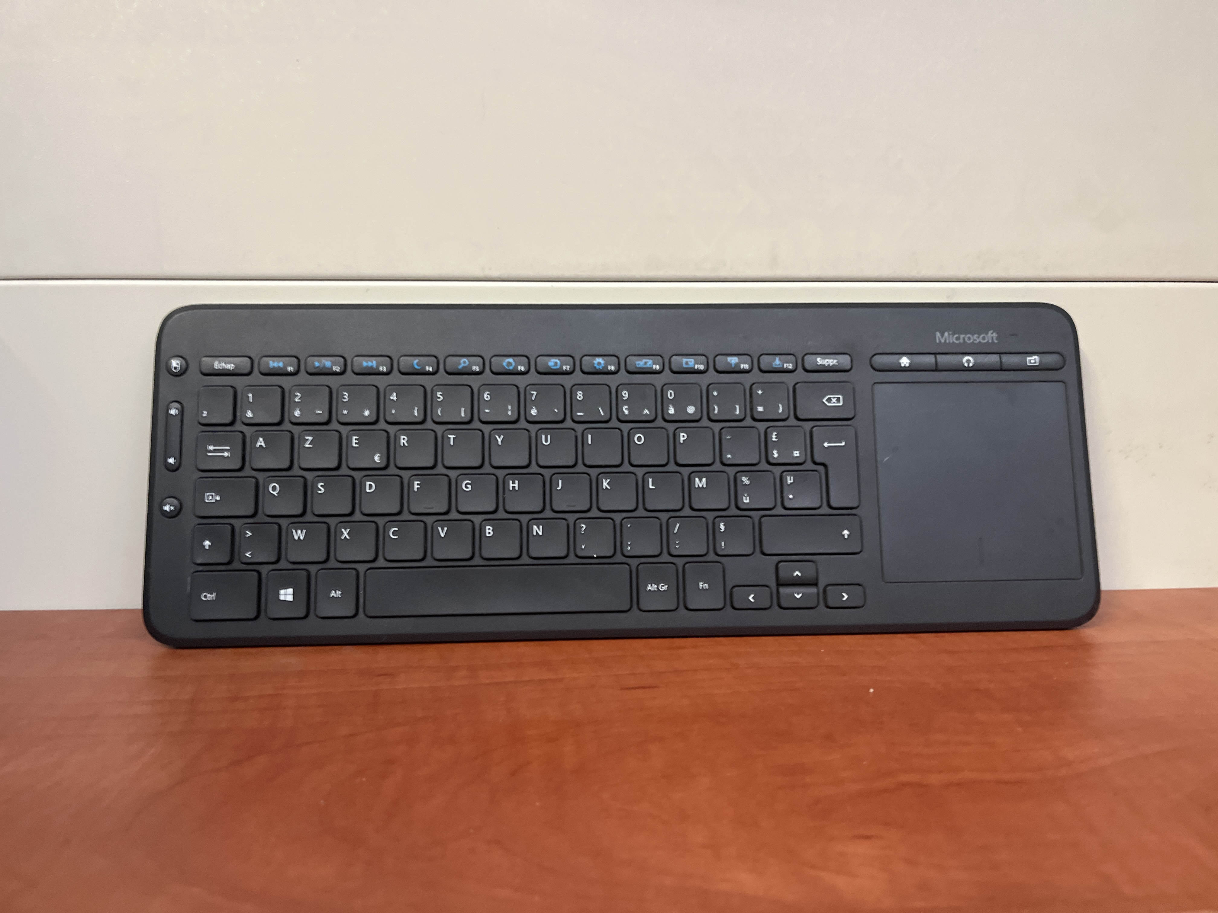 Clavier Microsoft avec pavé tactile intégré