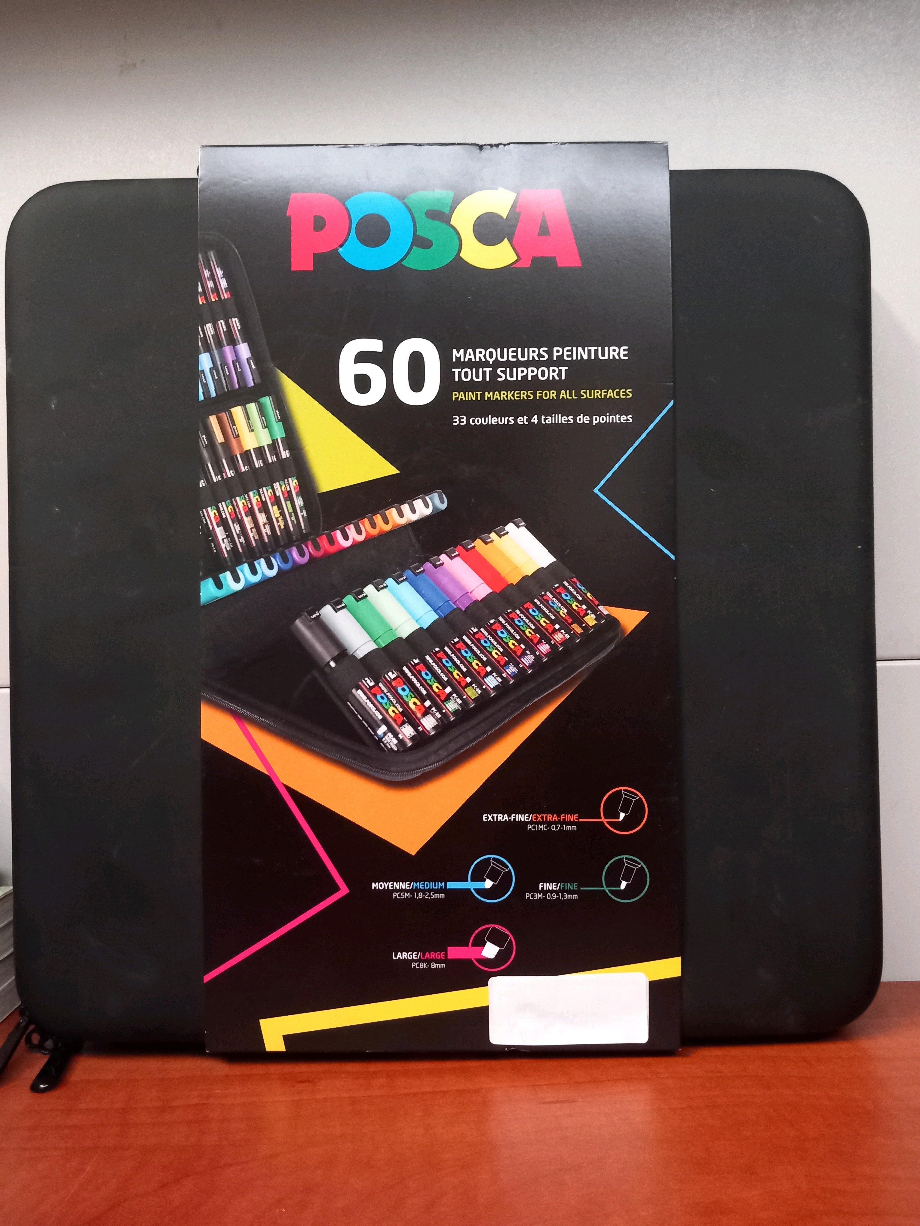 POSCA coffret 60 marqueurs peinture tout support avec étui