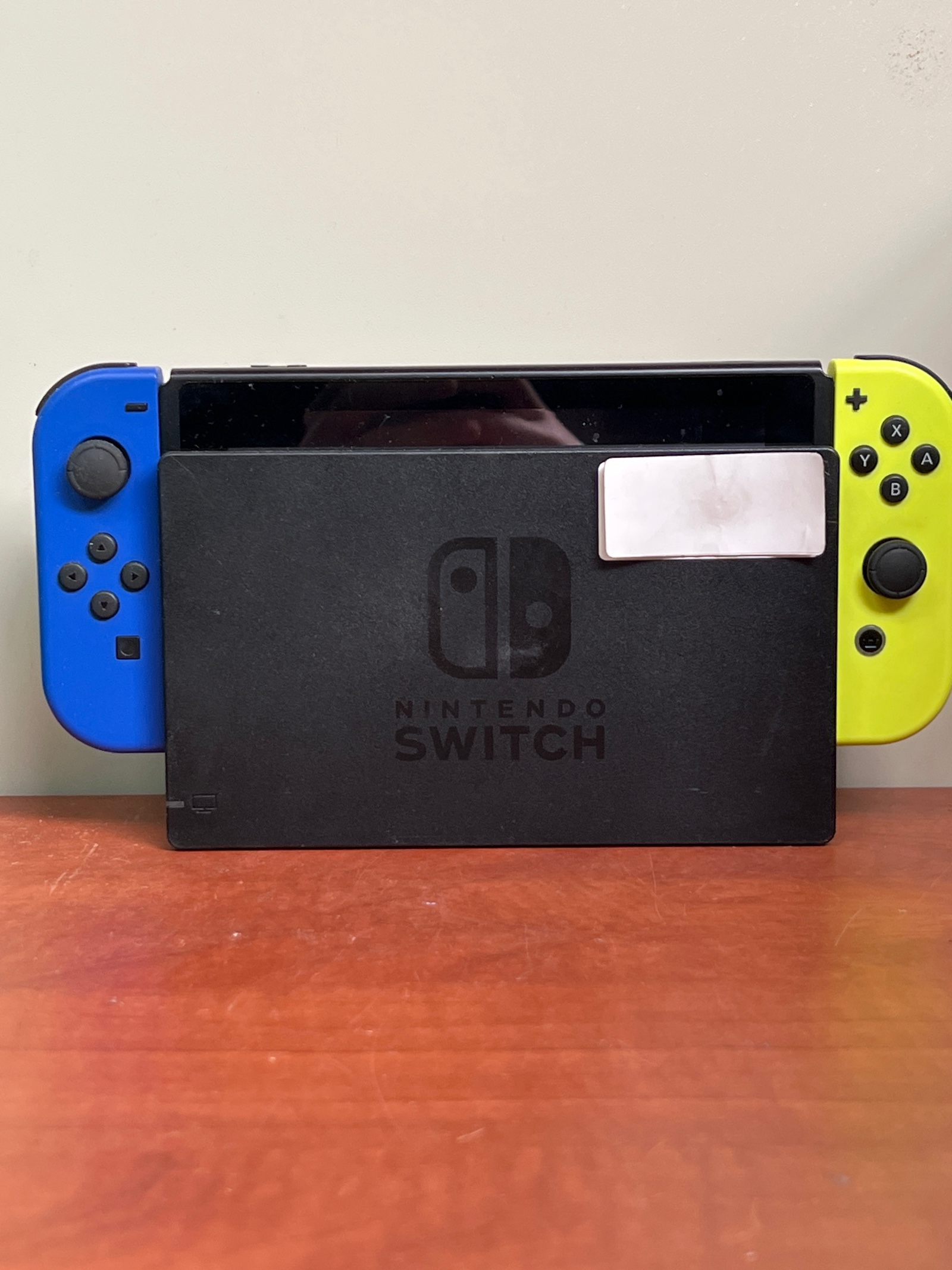 Nintendo Switch - Console avec support