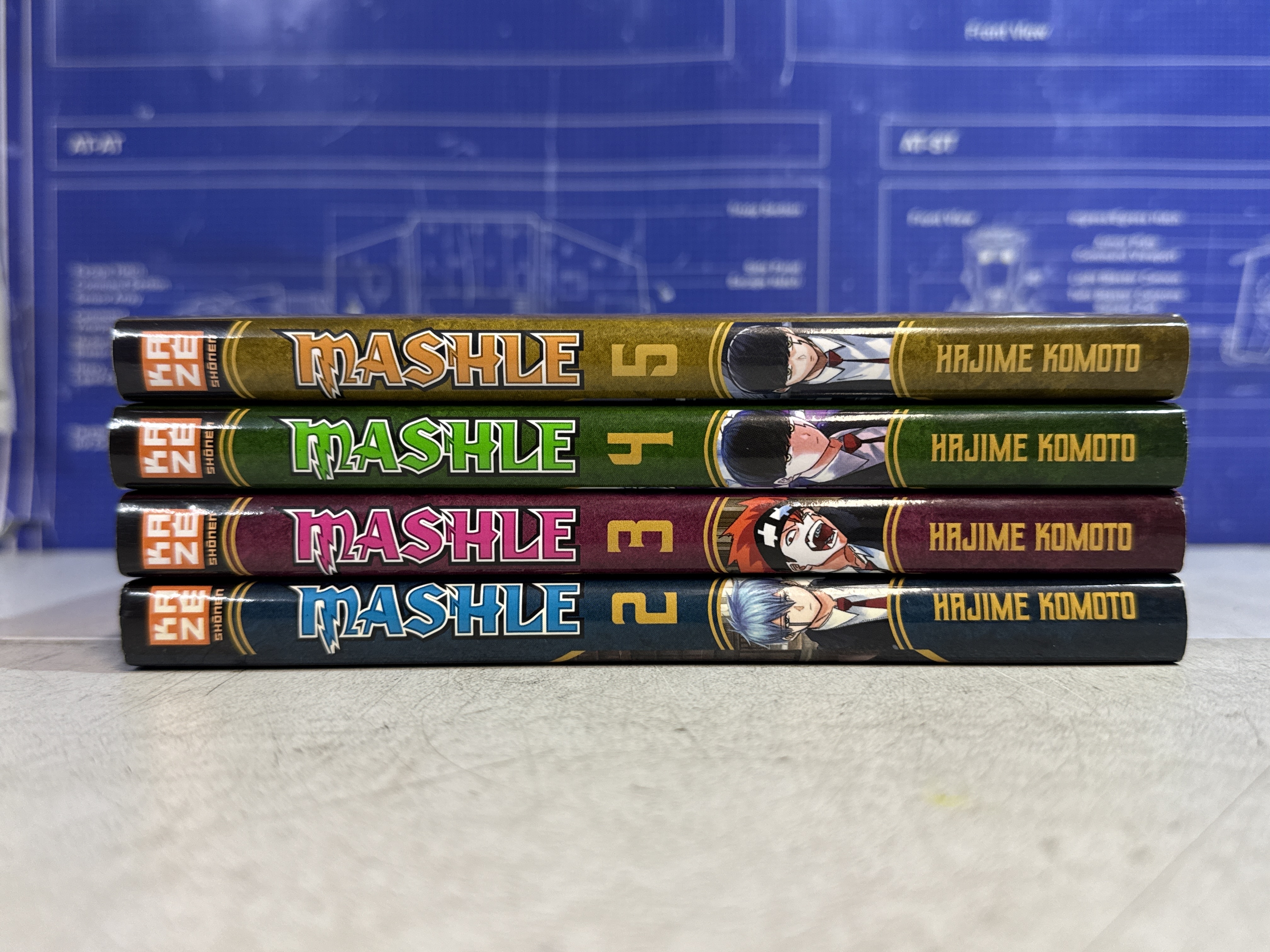 Lot mangas Mashle tomes 2 à 5 - Hajime Komoto