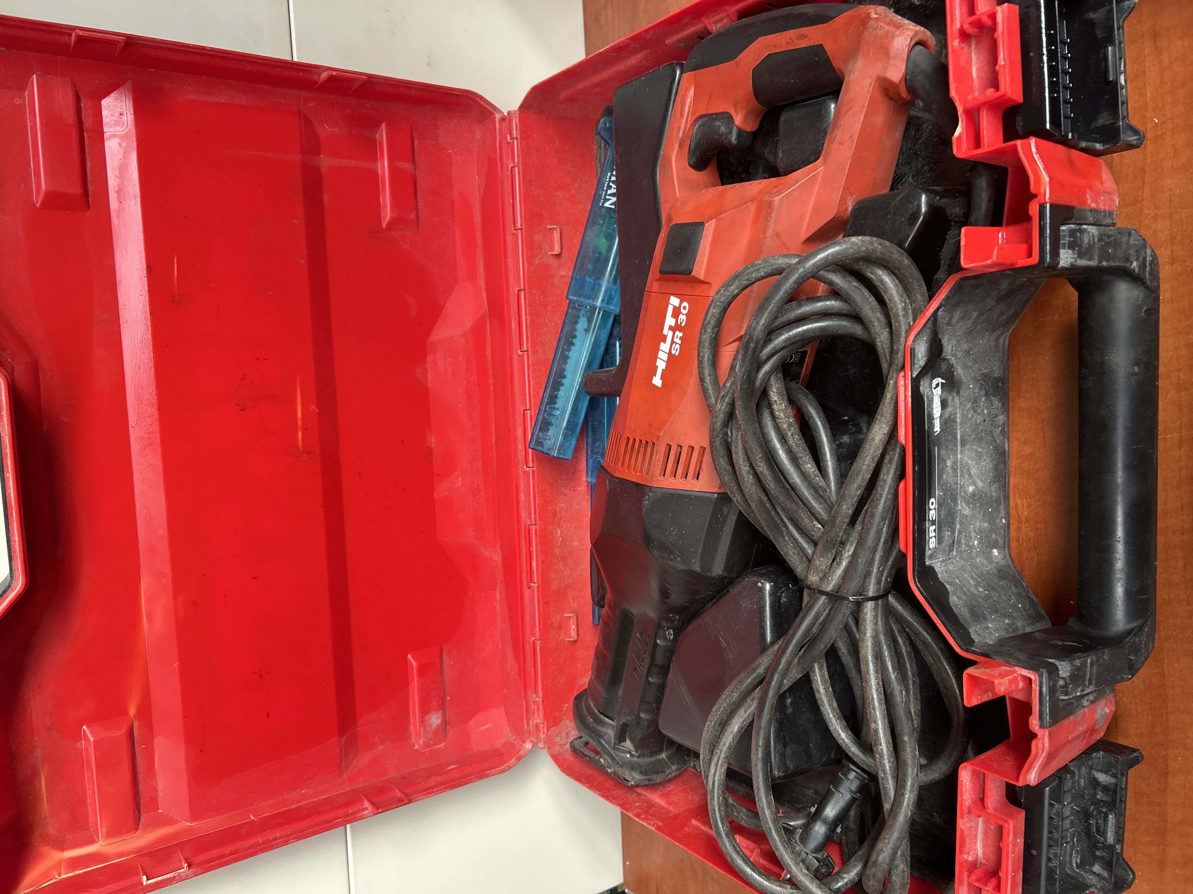 Hilti TE marteau perforateur burineur avec coffret