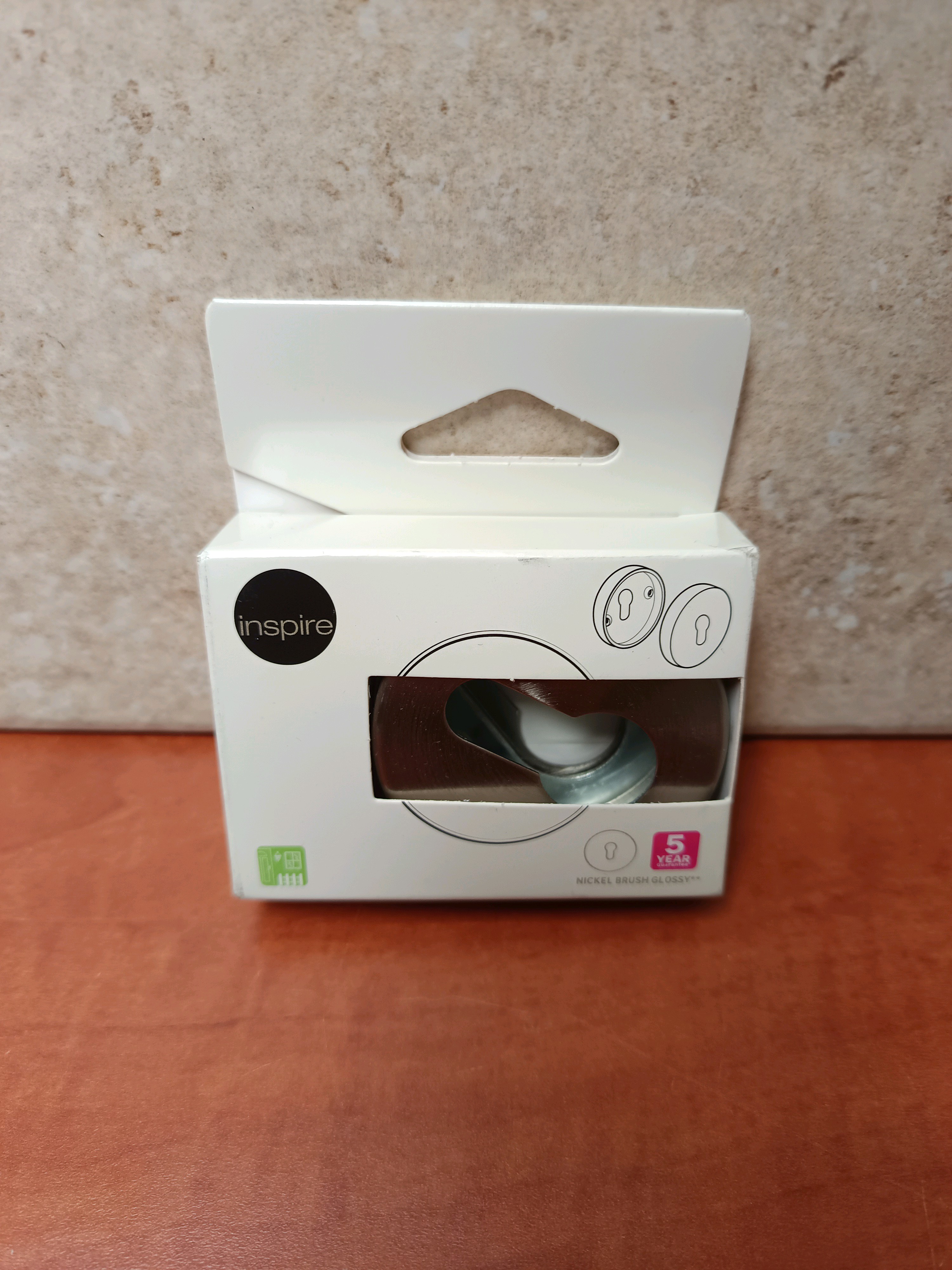Inspire bouton de meuble blanc avec vis