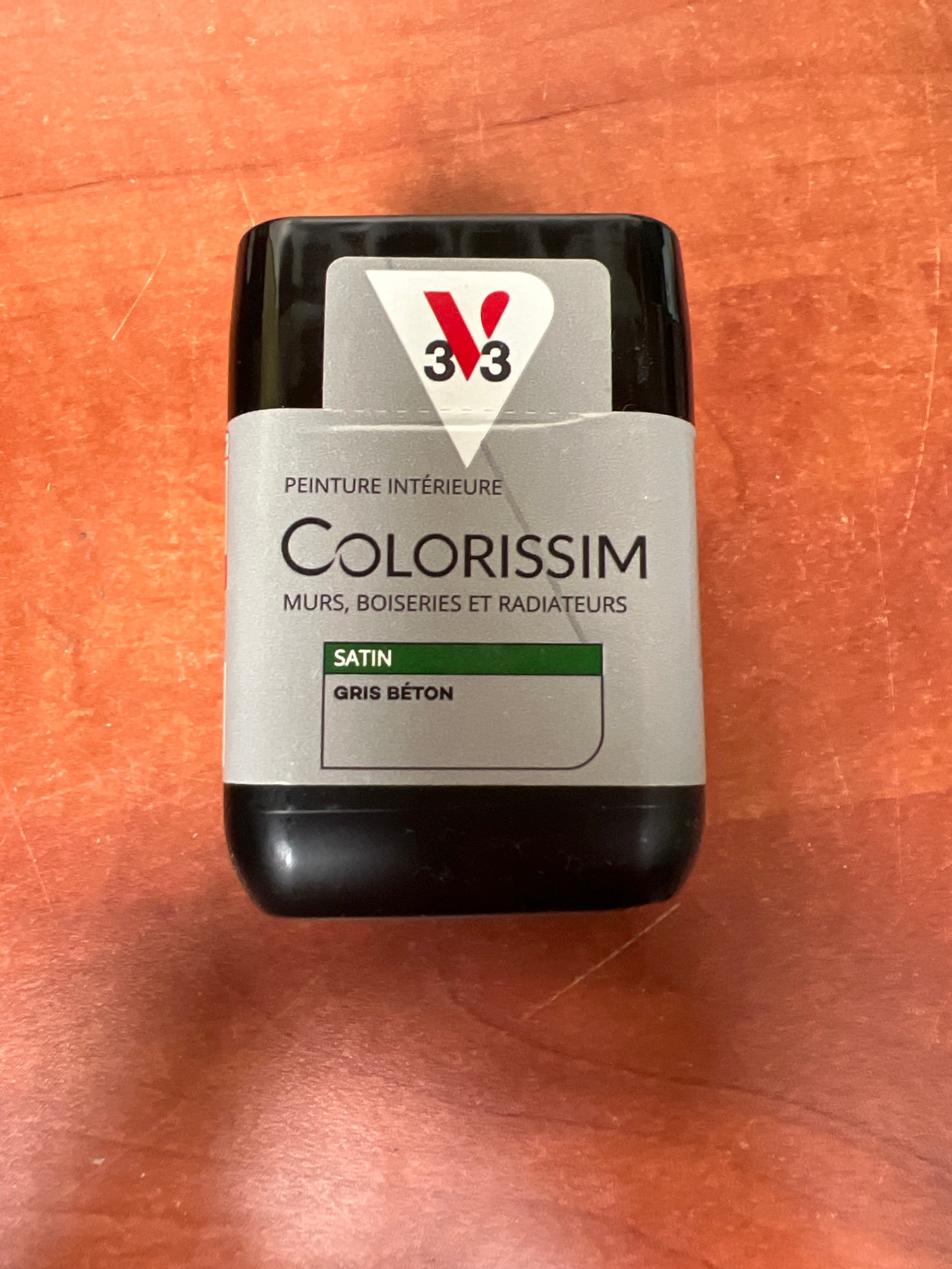 V33 Colorissim peinture intérieure satin Gris Béton (murs, boiseries et radiateurs)