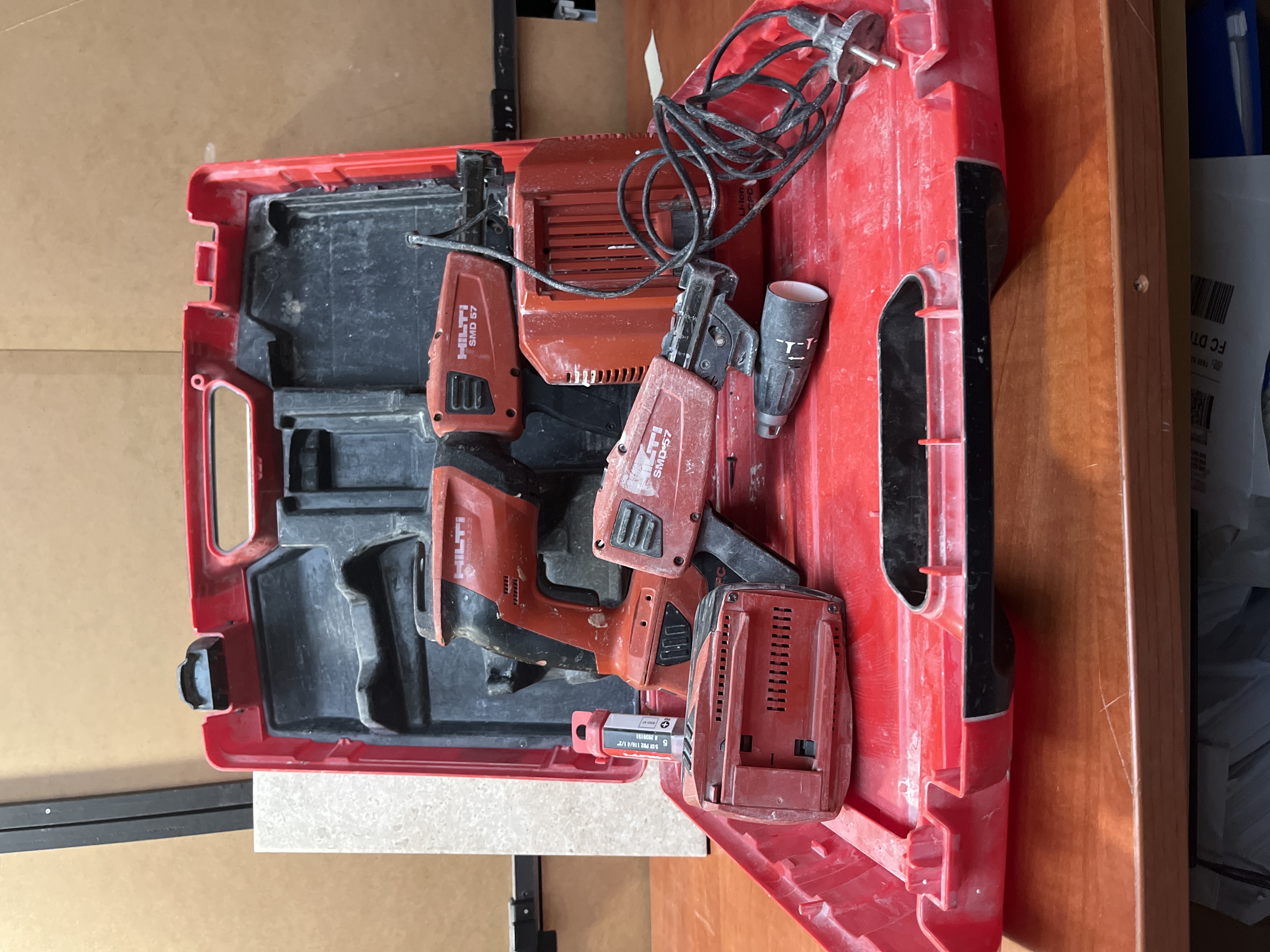 Marteau perforateur Hilti filaire avec coffret