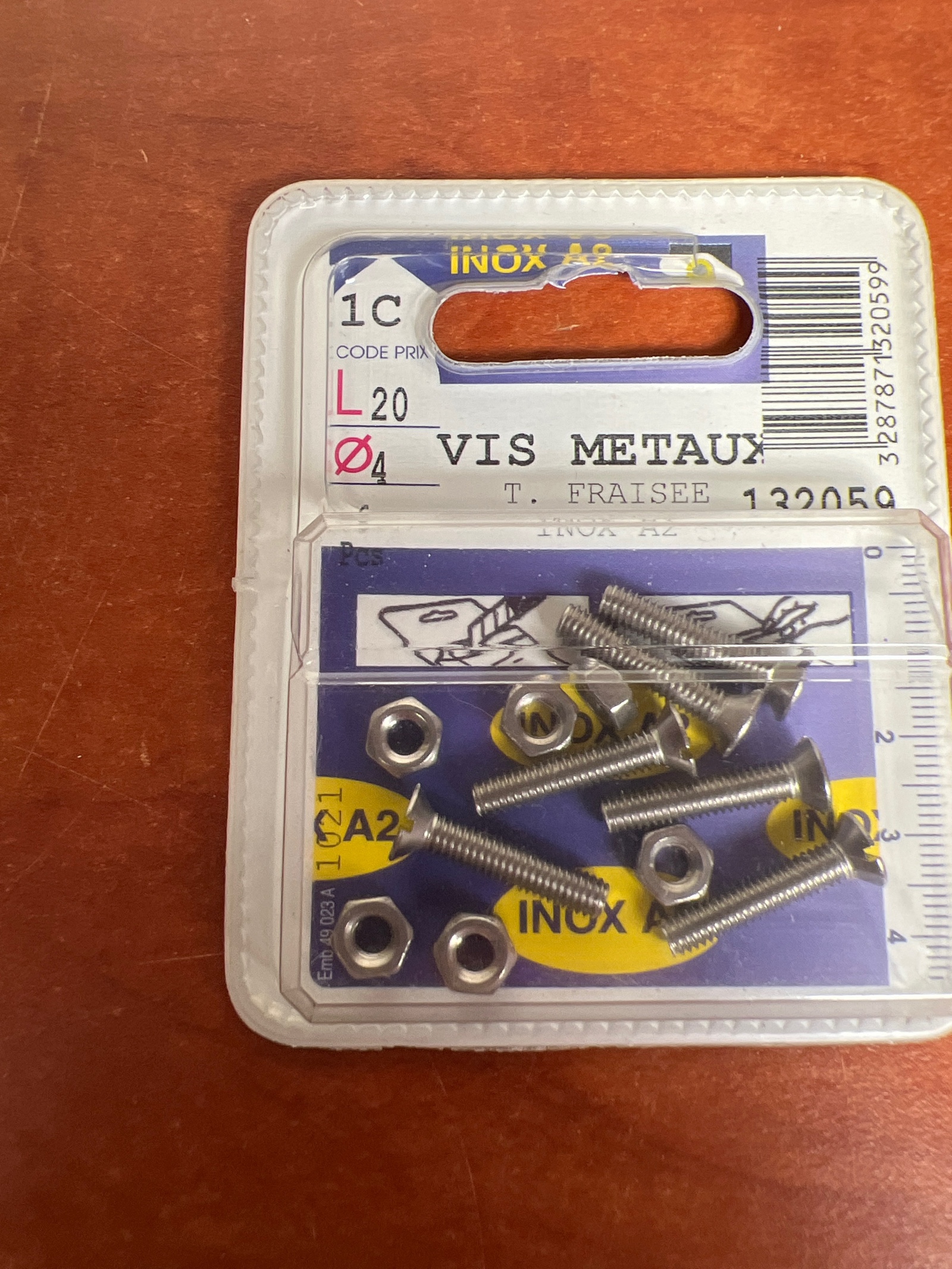 Vis métaux tête fraisée inox A2 Ø4 L20 (avec écrous)