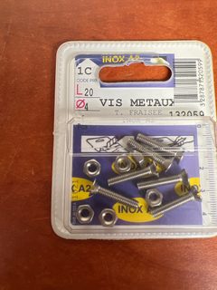 Vis métaux tête fraisée inox A2 Ø4 L20 (avec écrous)