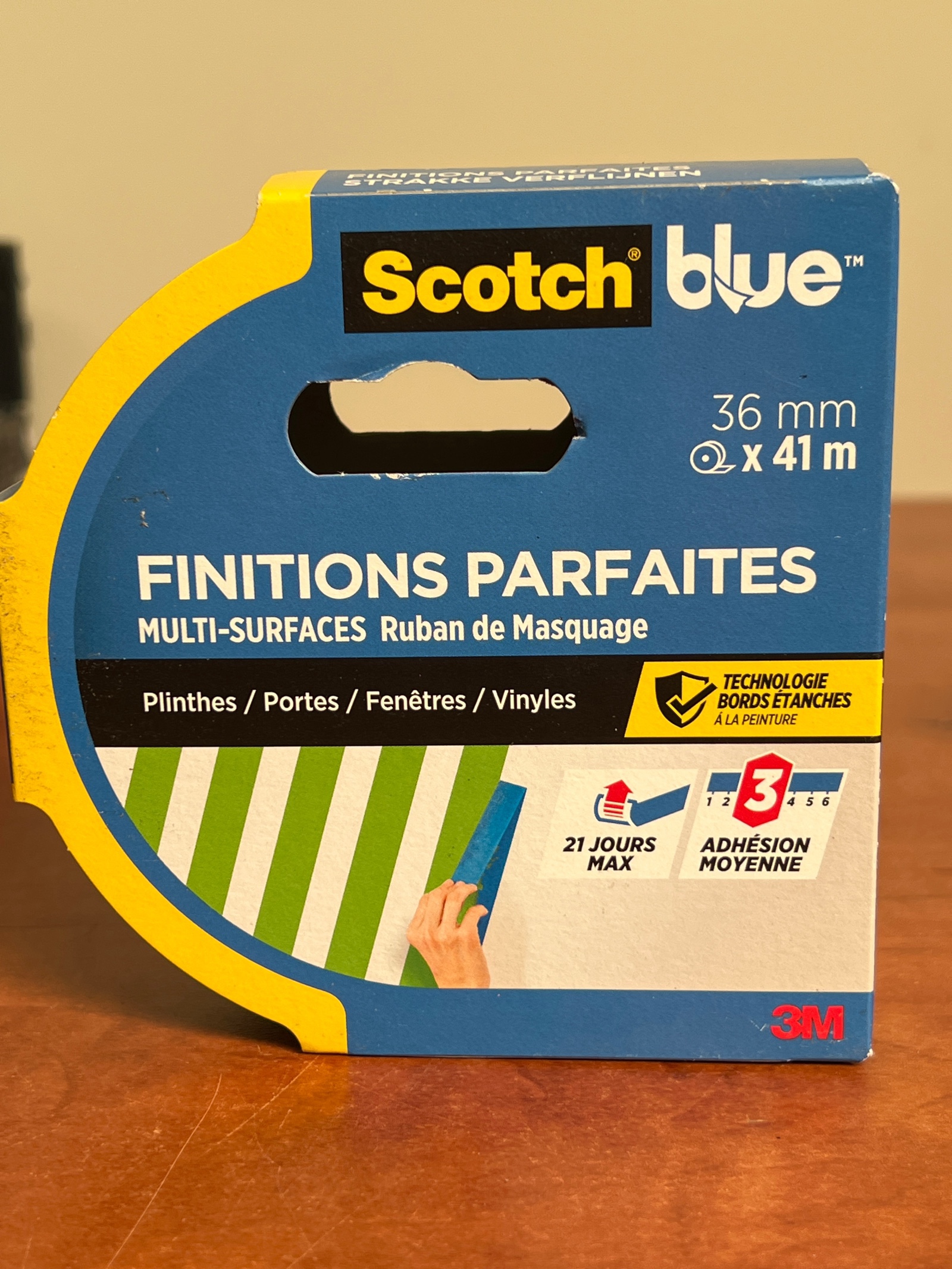 Scotch blue Finitions Parfaites Multi-Surfaces - Ruban de masquage 36 mm x 41 m (3M)