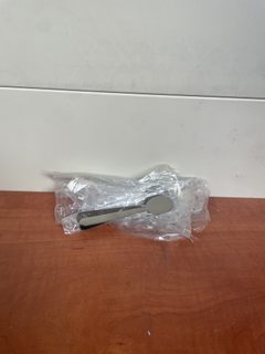 Petite cuillère en métal