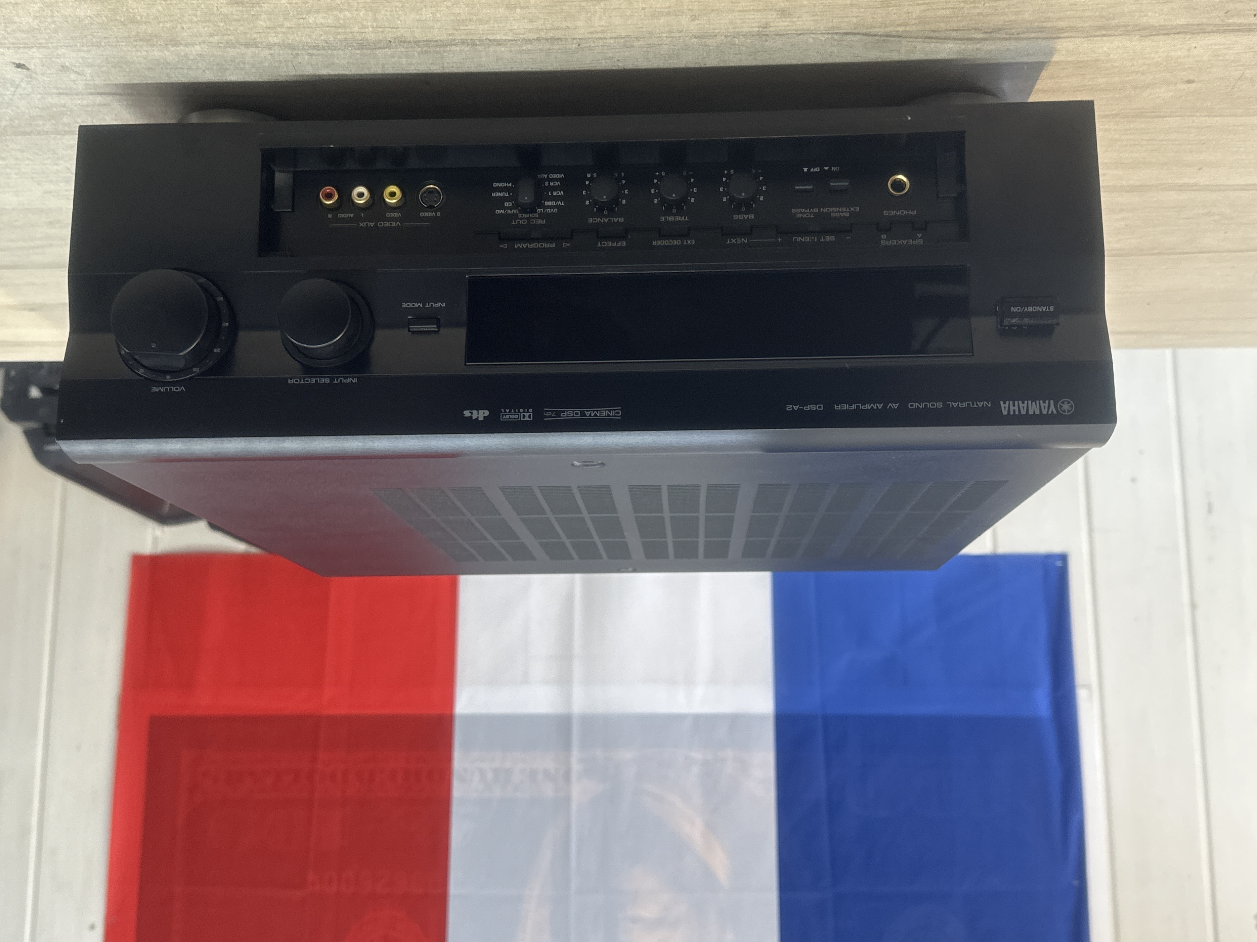 Amplificateur audio-vidéo Yamaha DSP-A2