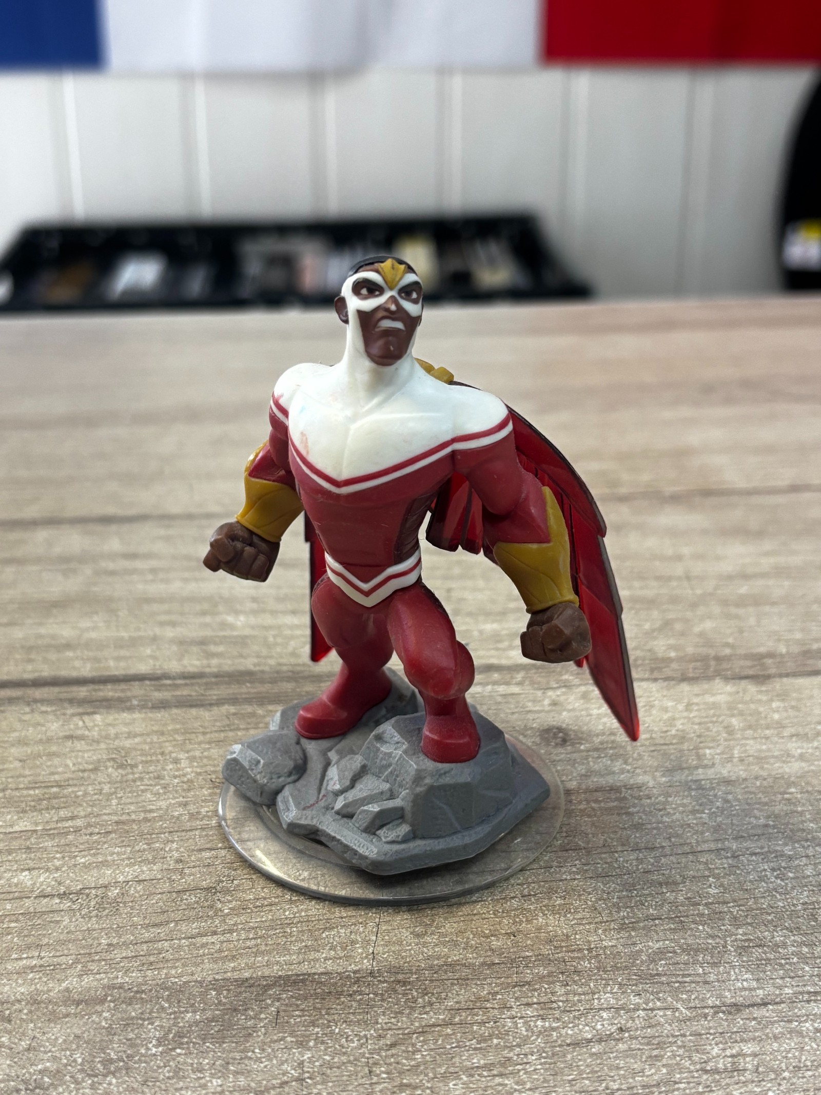 Figurine Disney Infinity - Falcon (Marvel)