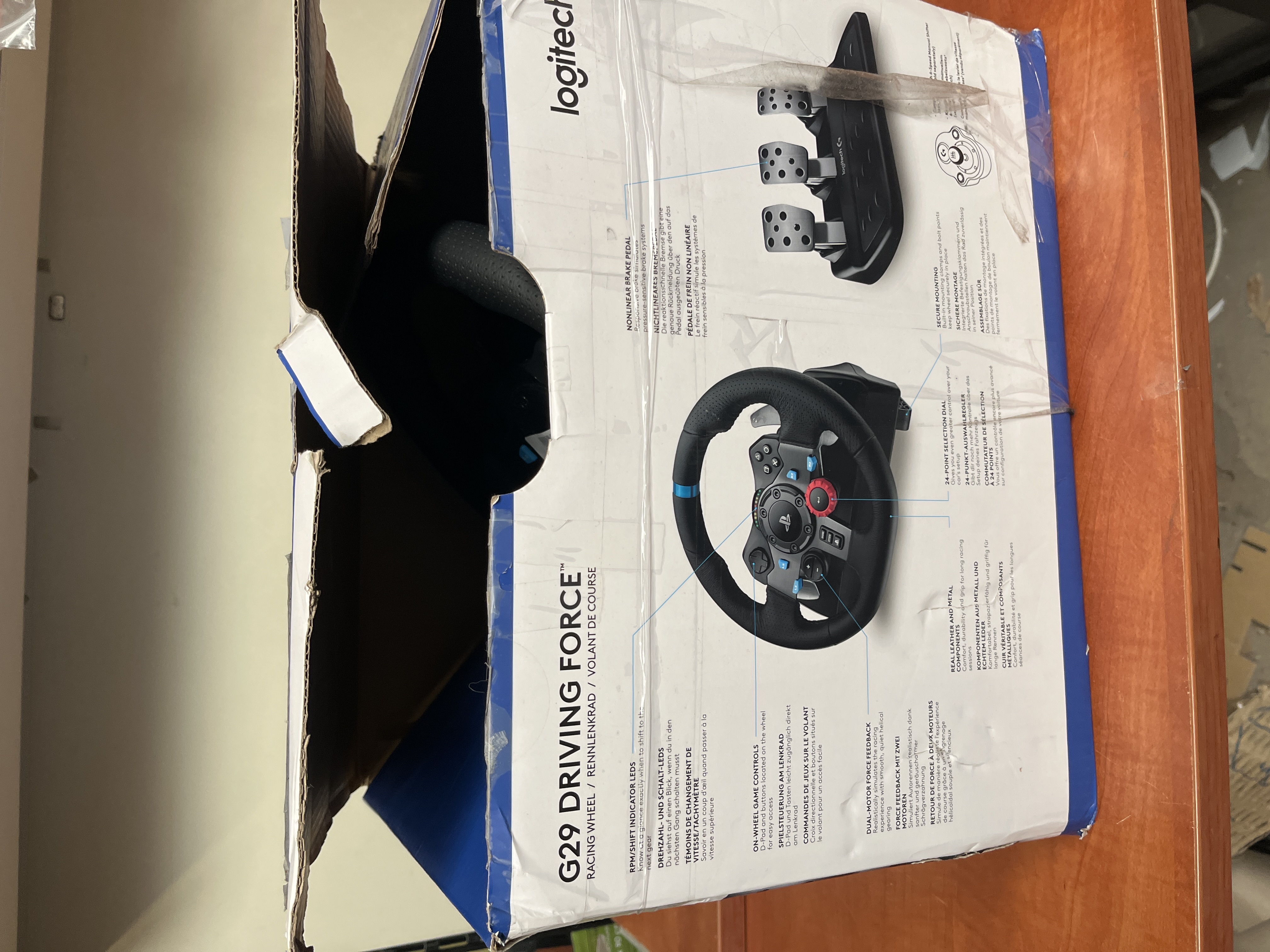 Logitech G29 Driving Force volant et pédalier