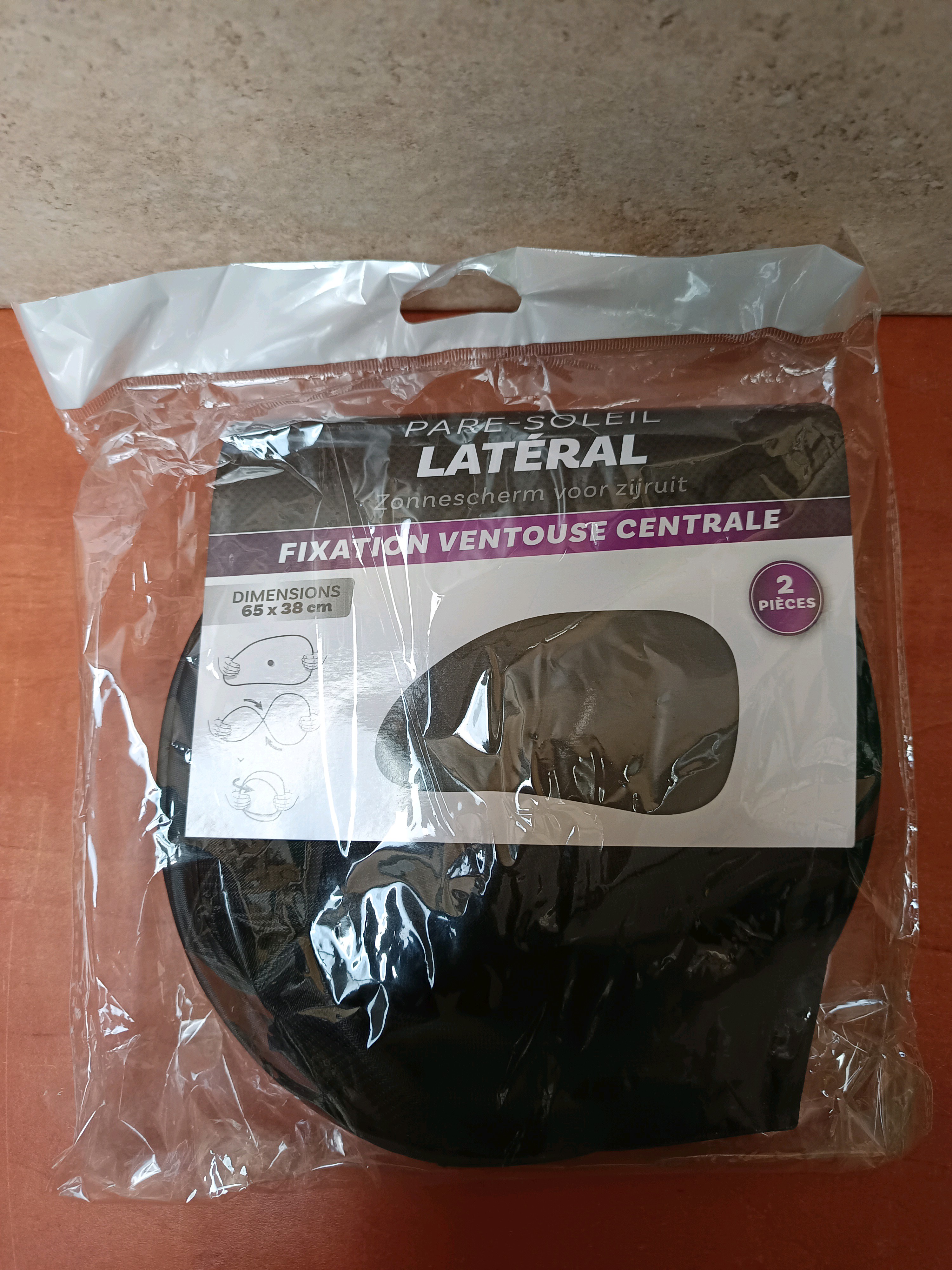 Pare-soleil latéral pour voiture - fixation ventouse centrale (2 pièces)