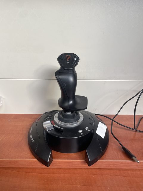 Joystick Thrustmaster T-Flight Stick X