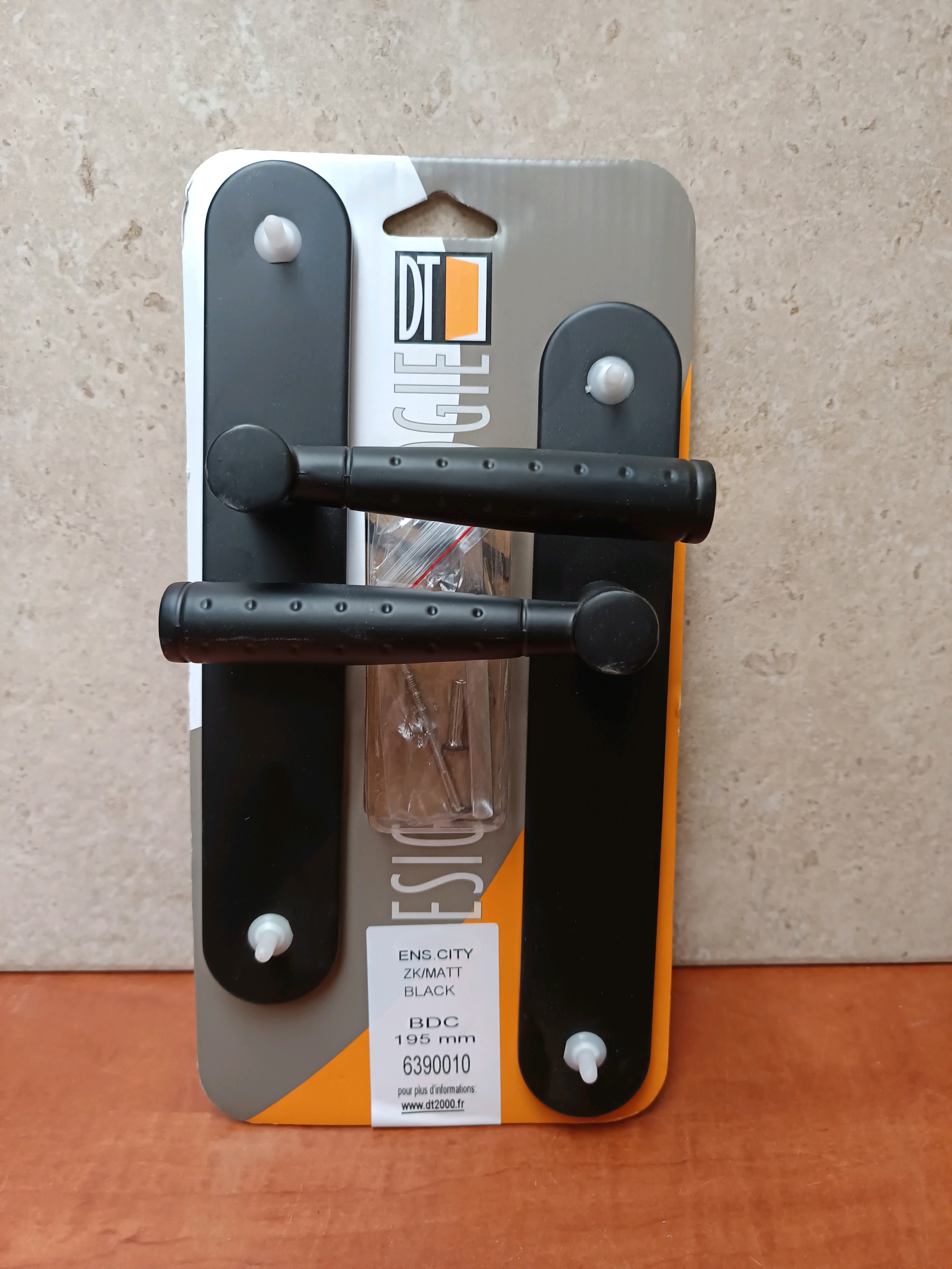 Poignée de porte DT 2000 CITY noir mat sans trou 195 mm