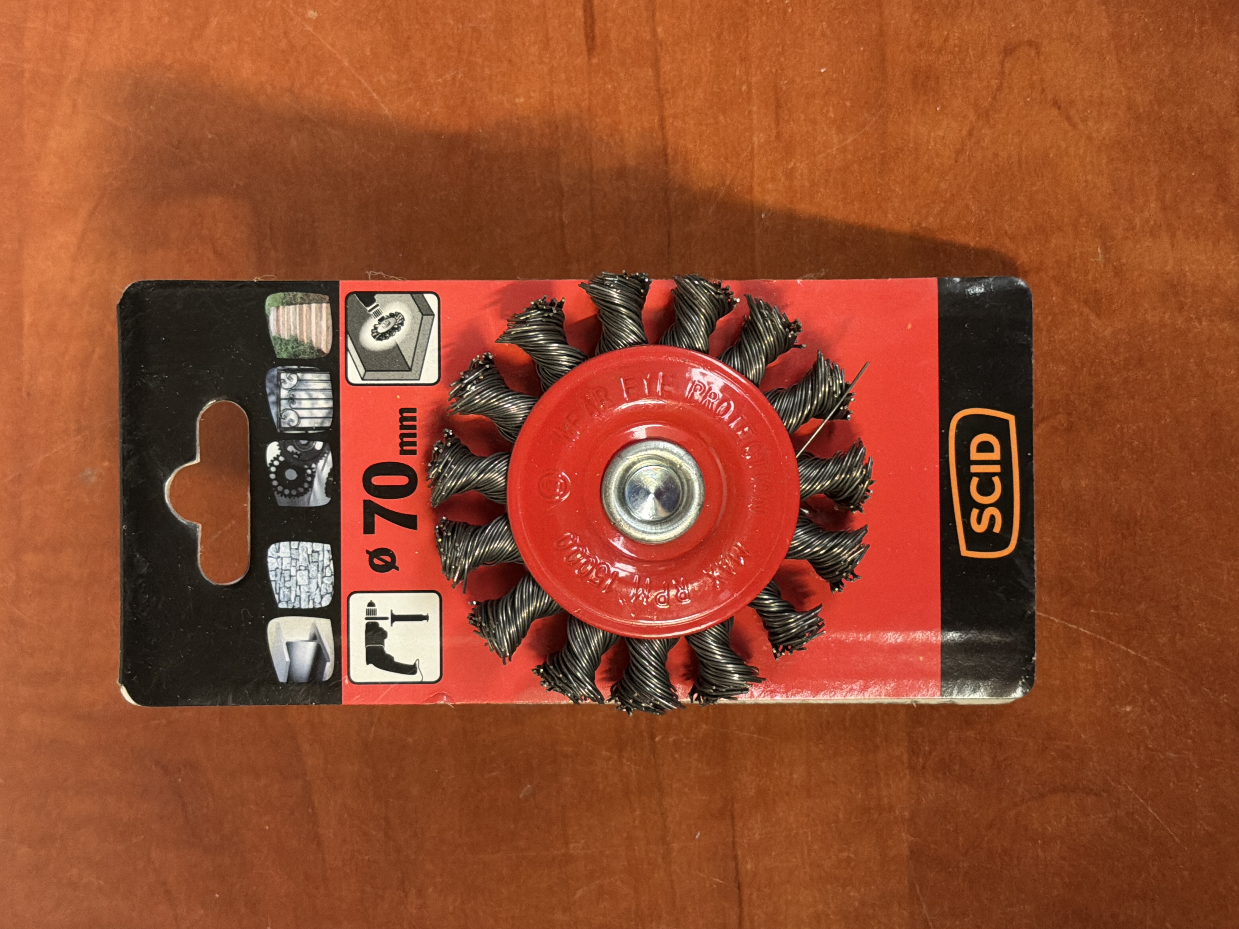SCID brosse métallique circulaire torsadée Ø 70 mm