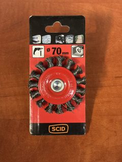SCID brosse métallique circulaire torsadée Ø 70 mm