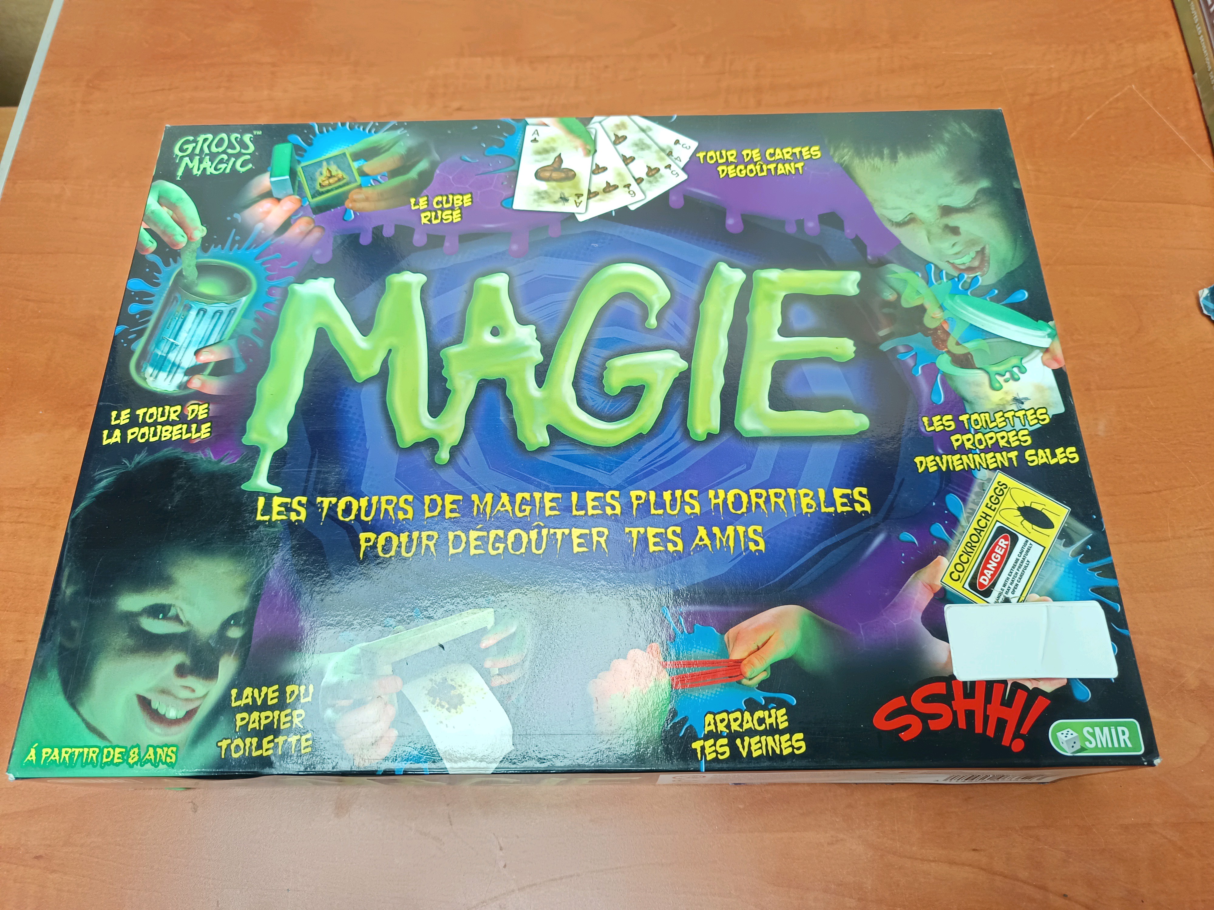 Coffret de magie Gross Magic – Les tours de magie les plus horribles pour dégoûter tes amis (SMIR)