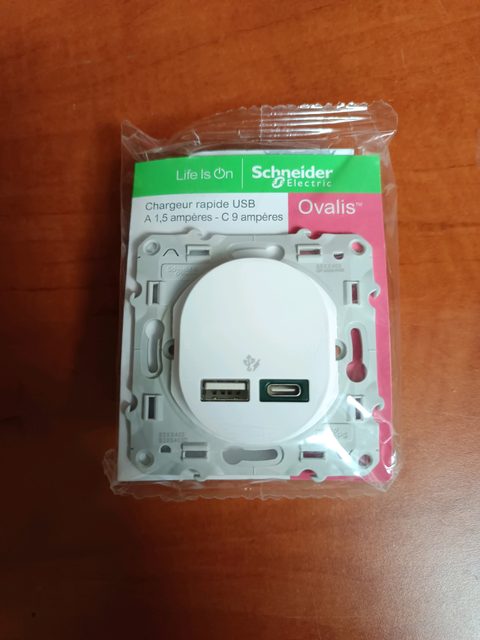 Schneider Electric Ovalis - Mécanisme chargeur rapide USB (USB-A + USB-C), blanc