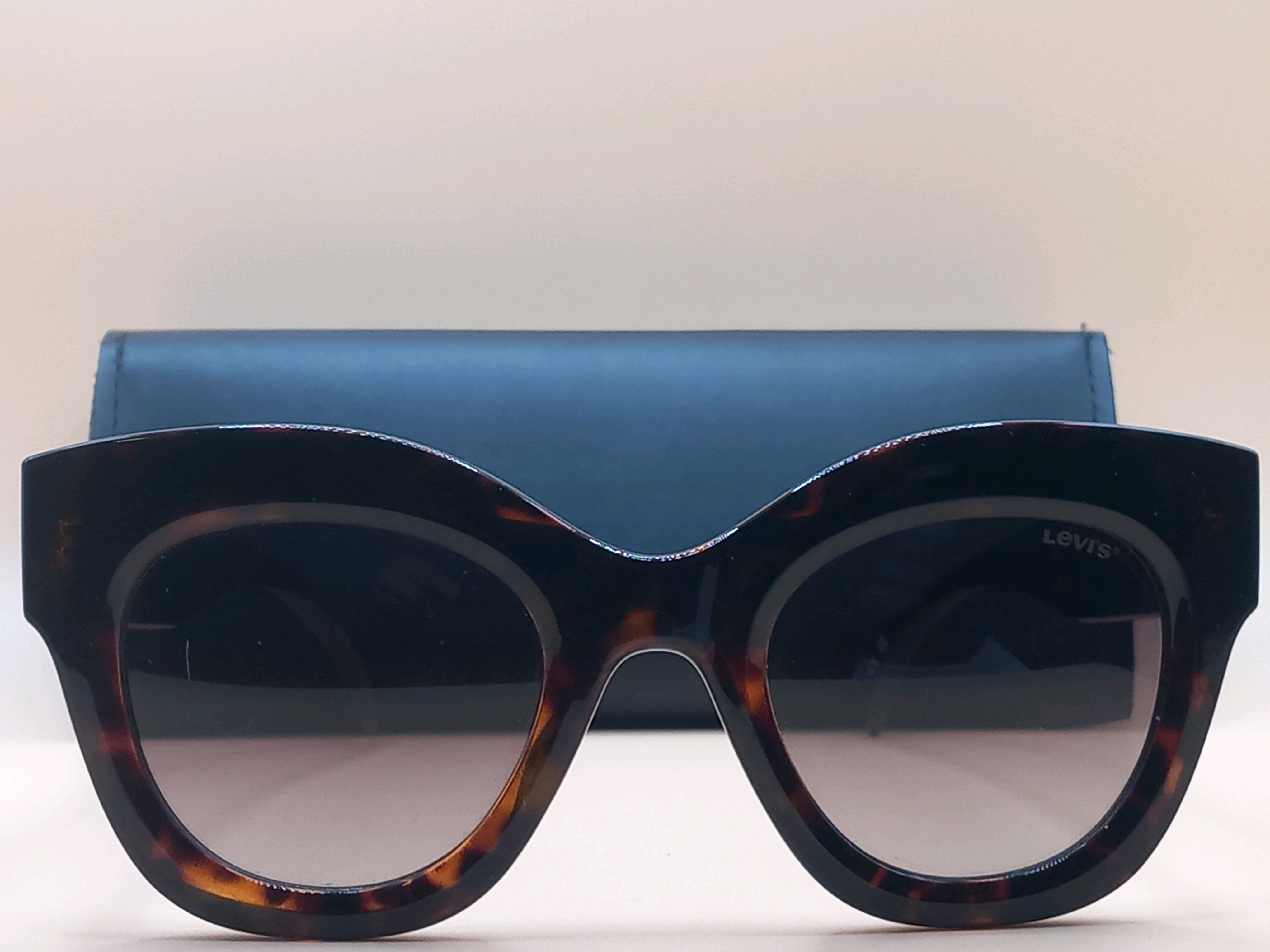 Lunette Levis 59.90 — photo 2
