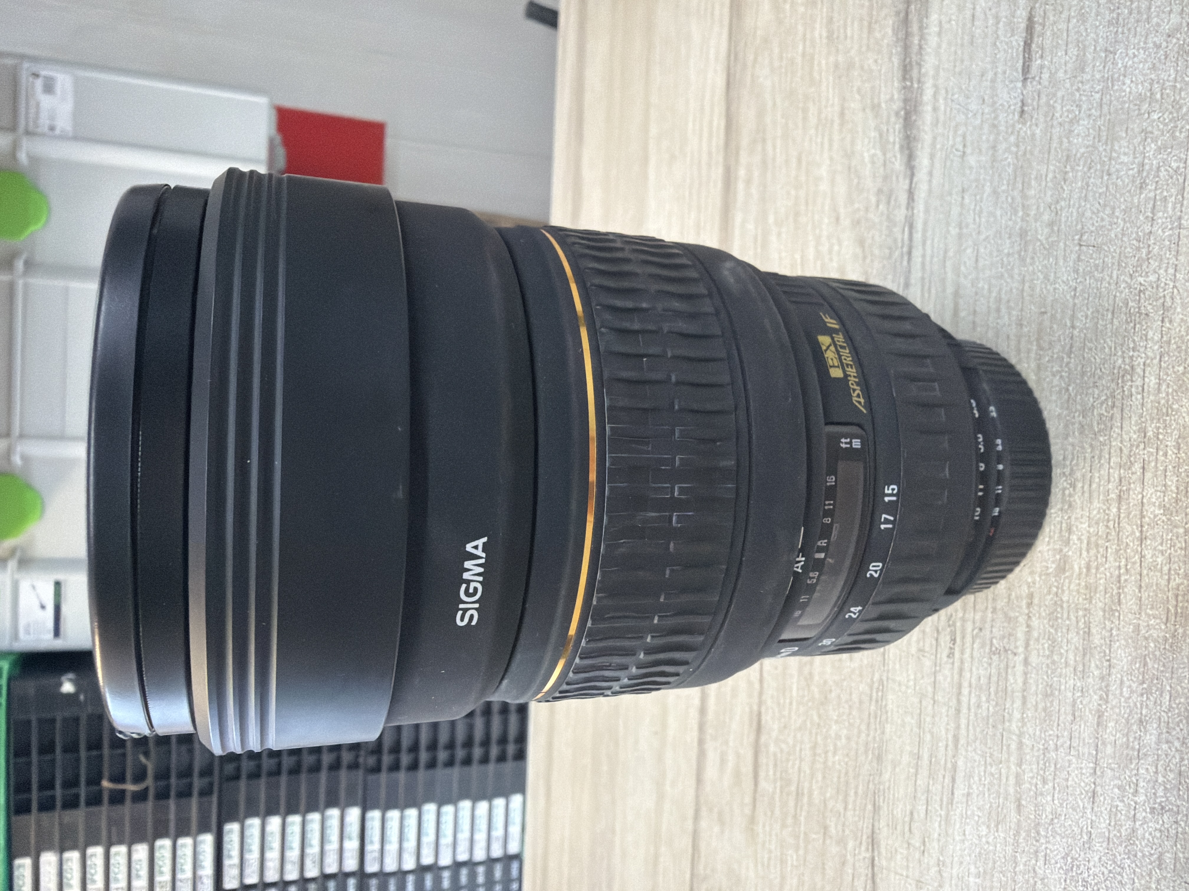 Objectif Sigma 15-30mm f/3.5-4.5 DG pour Canon