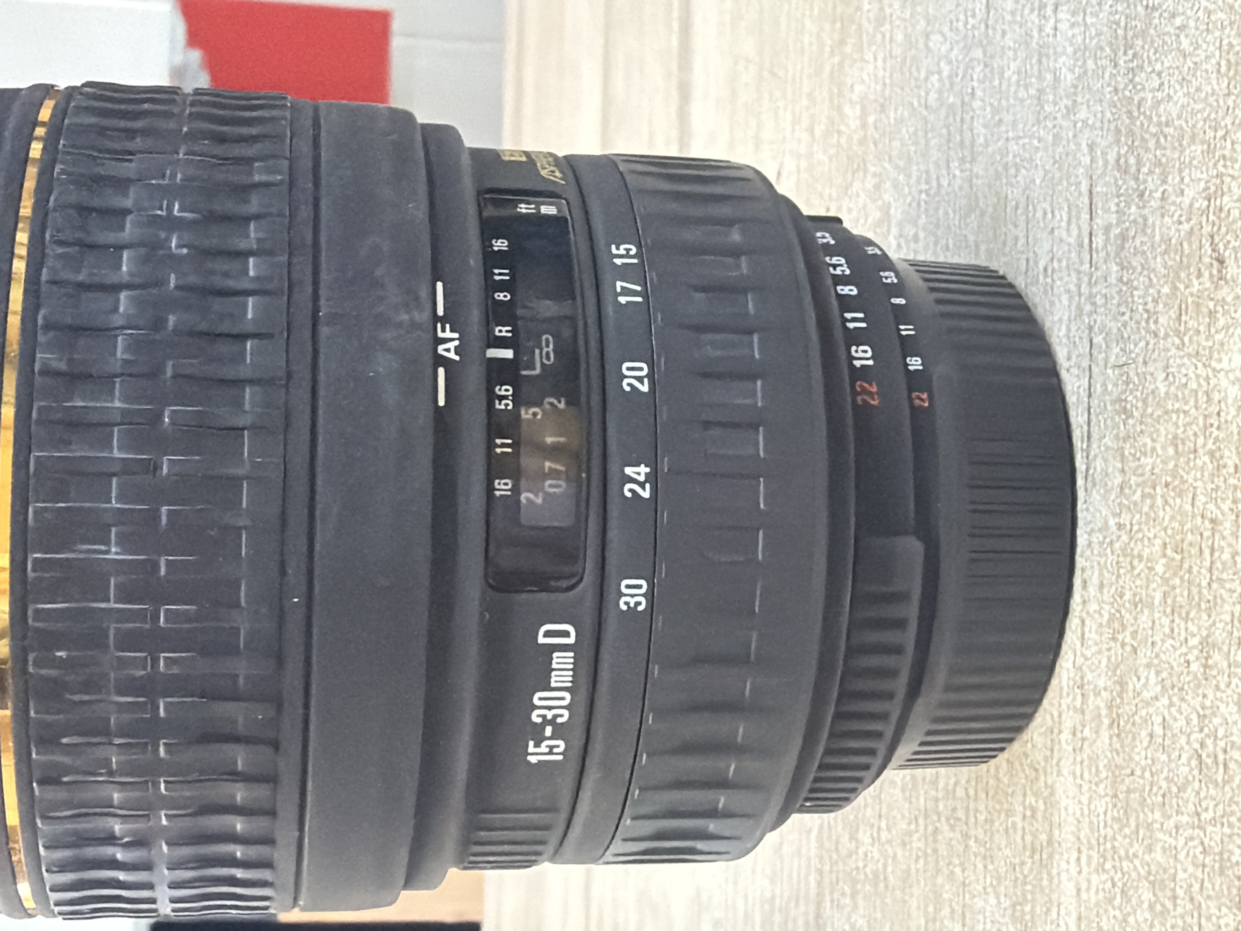 Objectif Sigma 15-30mm f/3.5-4.5 DG pour Canon — photo 2