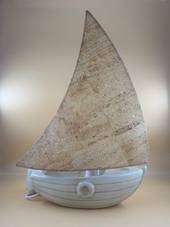 Lampe décorative en forme de bateau à voile