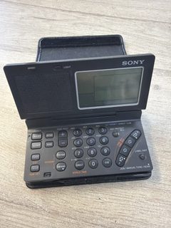 Radio mondiale portable Sony ICF-SW100