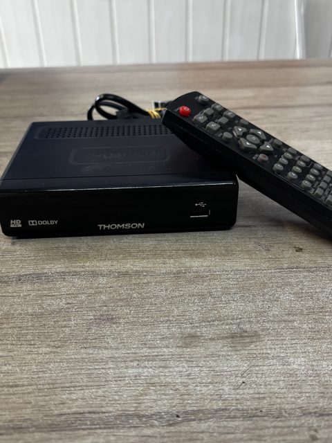 Décodeur TV Thomson avec télécommande