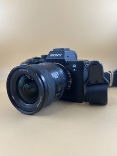 Sony Alpha 7R IV avec objectif FE 20 mm F1.8 G