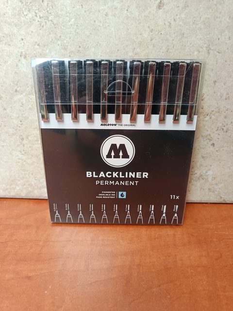 MOLOTOW Blackliner Permanent – Set de 11 fineliners noirs