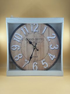 Horloge murale ronde bois style vintage Grand Hotel Paris chiffres en relief