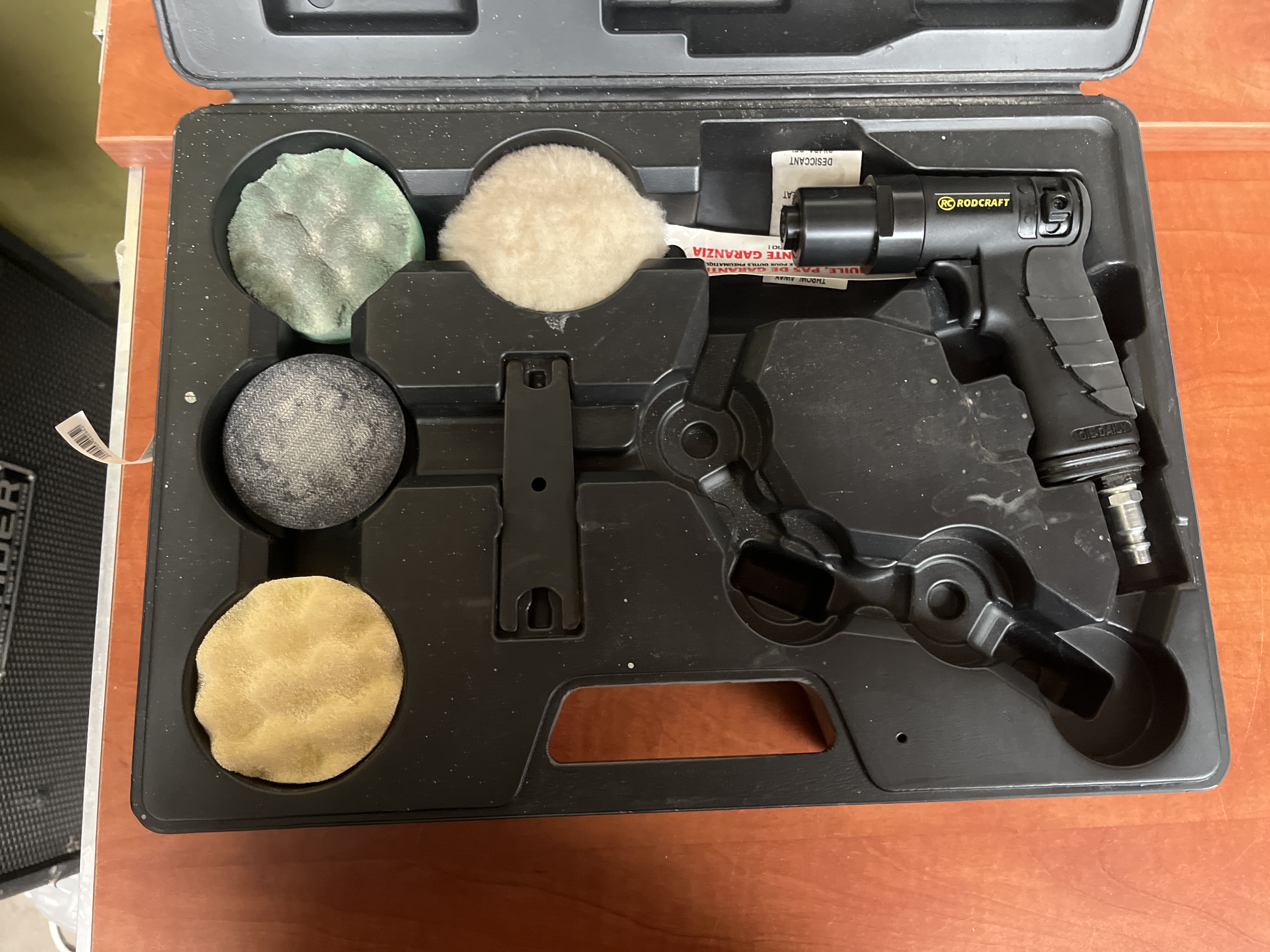 Rodcraft RC7683K coffret — photo 3