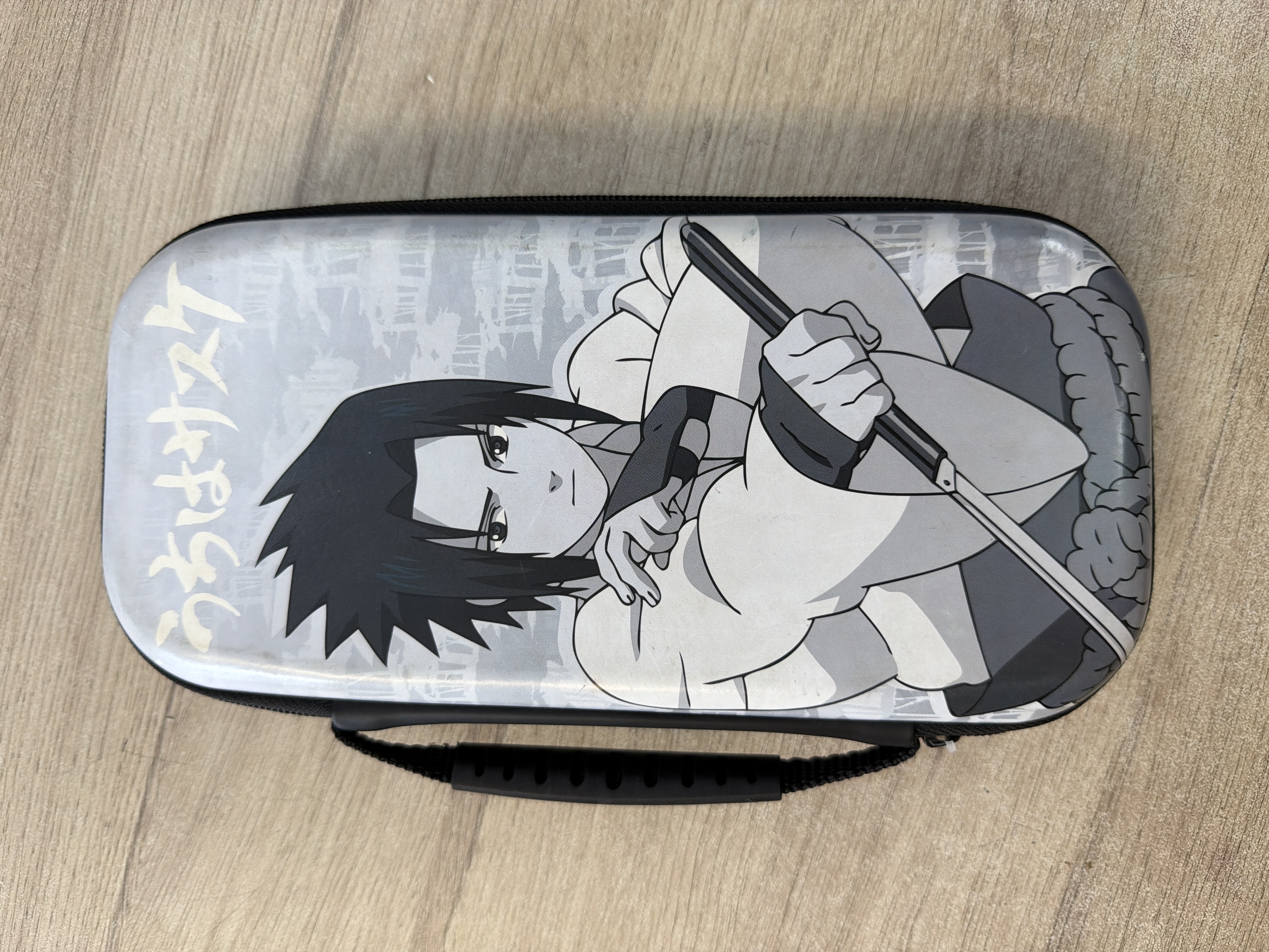 Housse de transport Nintendo Switch motif Sasuke