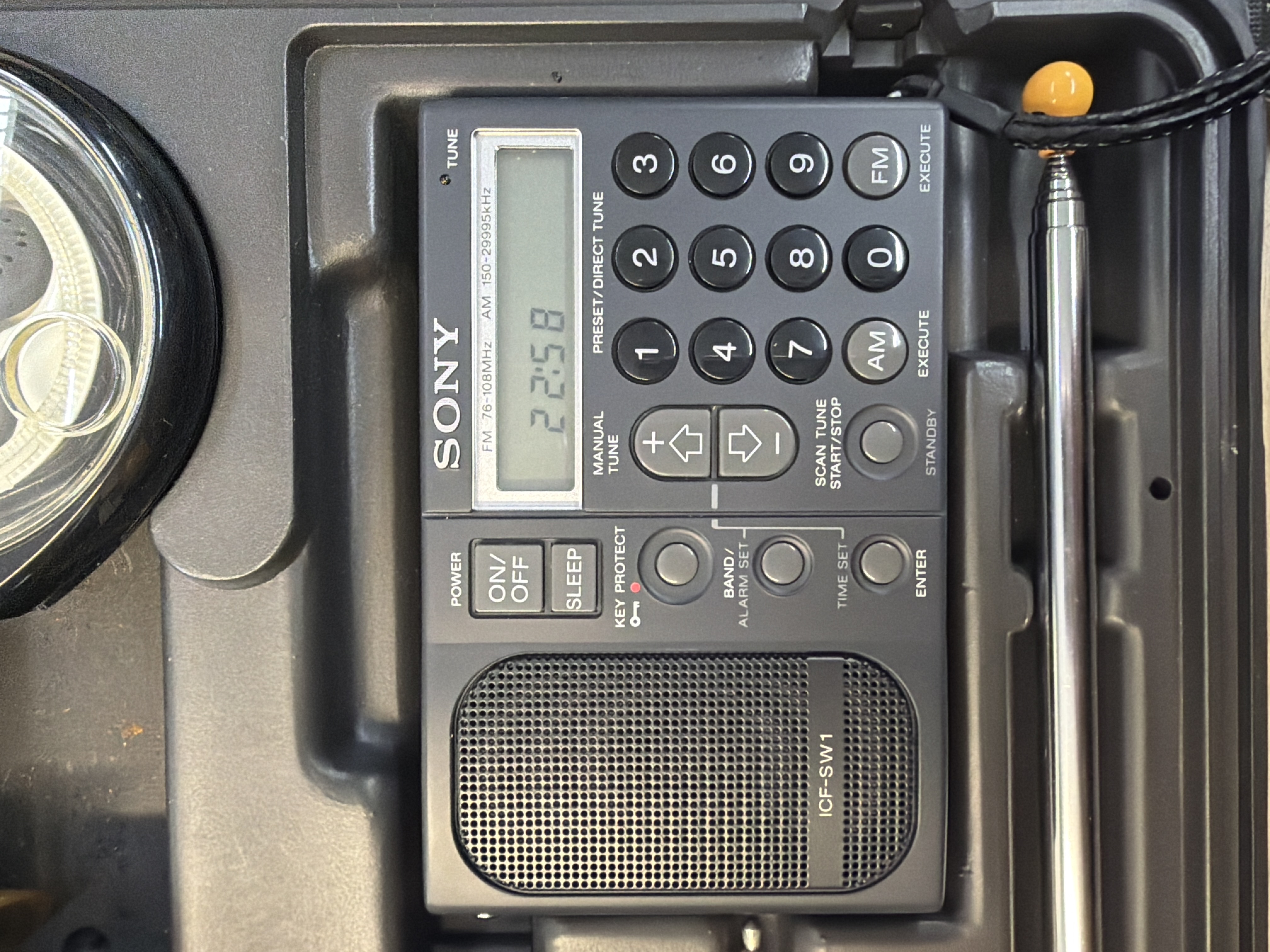 Sony ICF-SW1S récepteur radio world band complet avec étui — photo 2