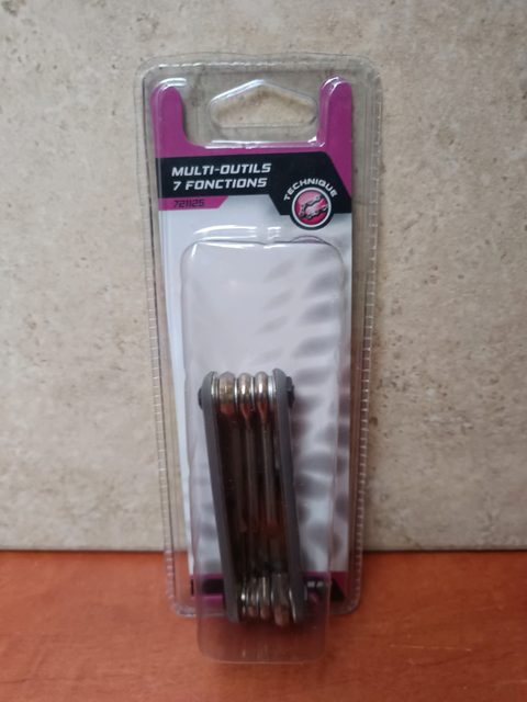 Multi-outils 7 fonctions (7 pièces)