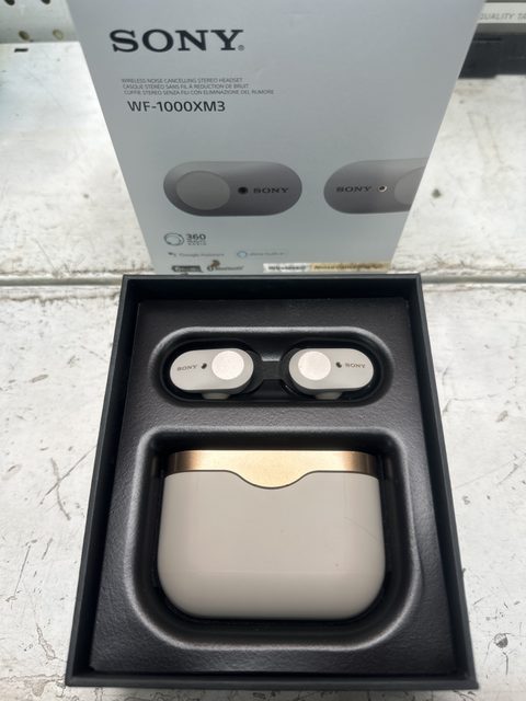 Sony WF-1000XM3 écouteurs true wireless avec boîtier de charge