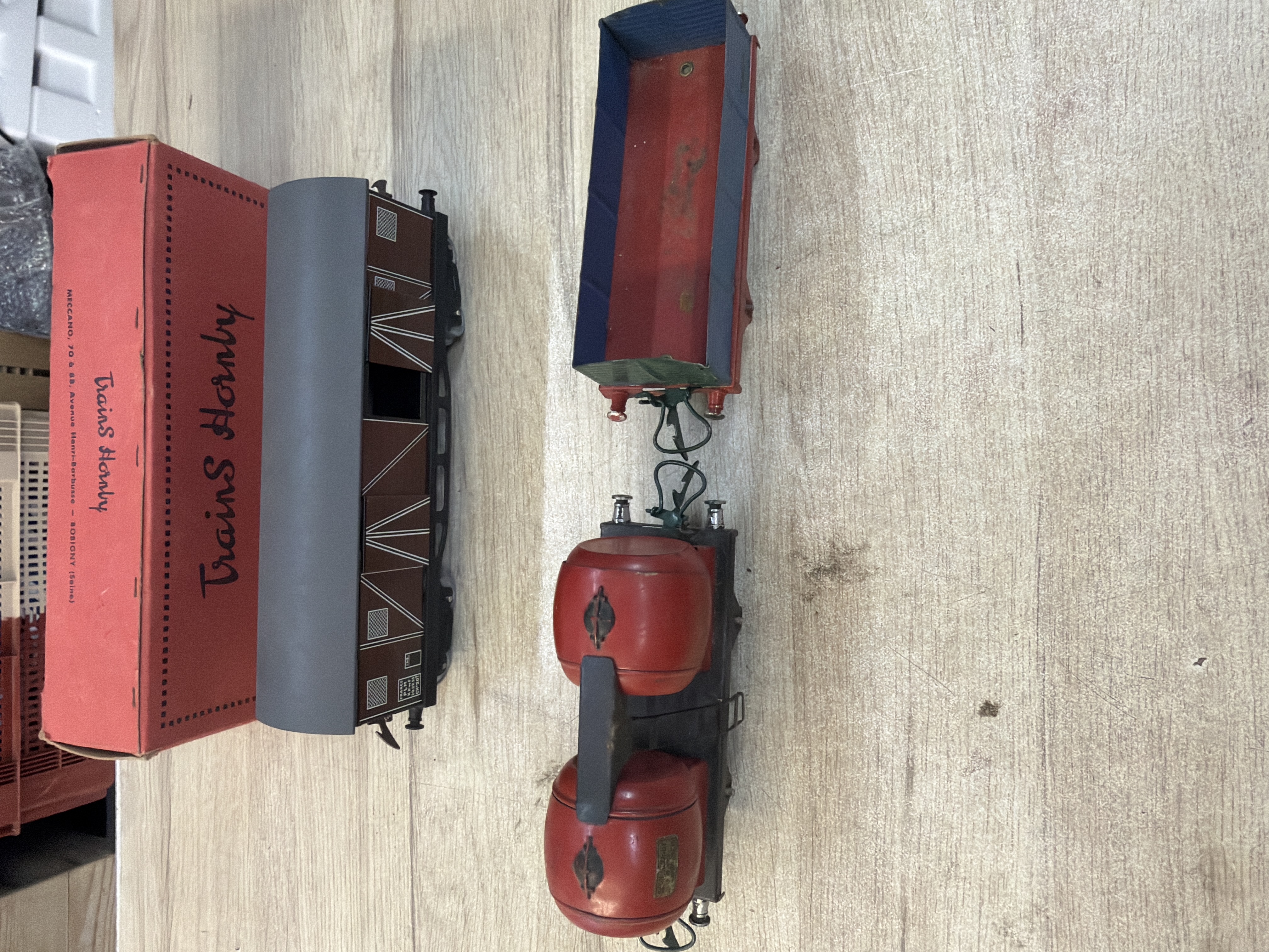 Lot de 4 wagons marchandises Hornby O - tôle lithographiée