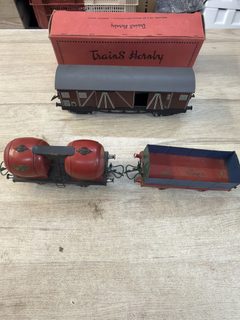 Lot de 4 wagons marchandises Hornby O - tôle lithographiée
