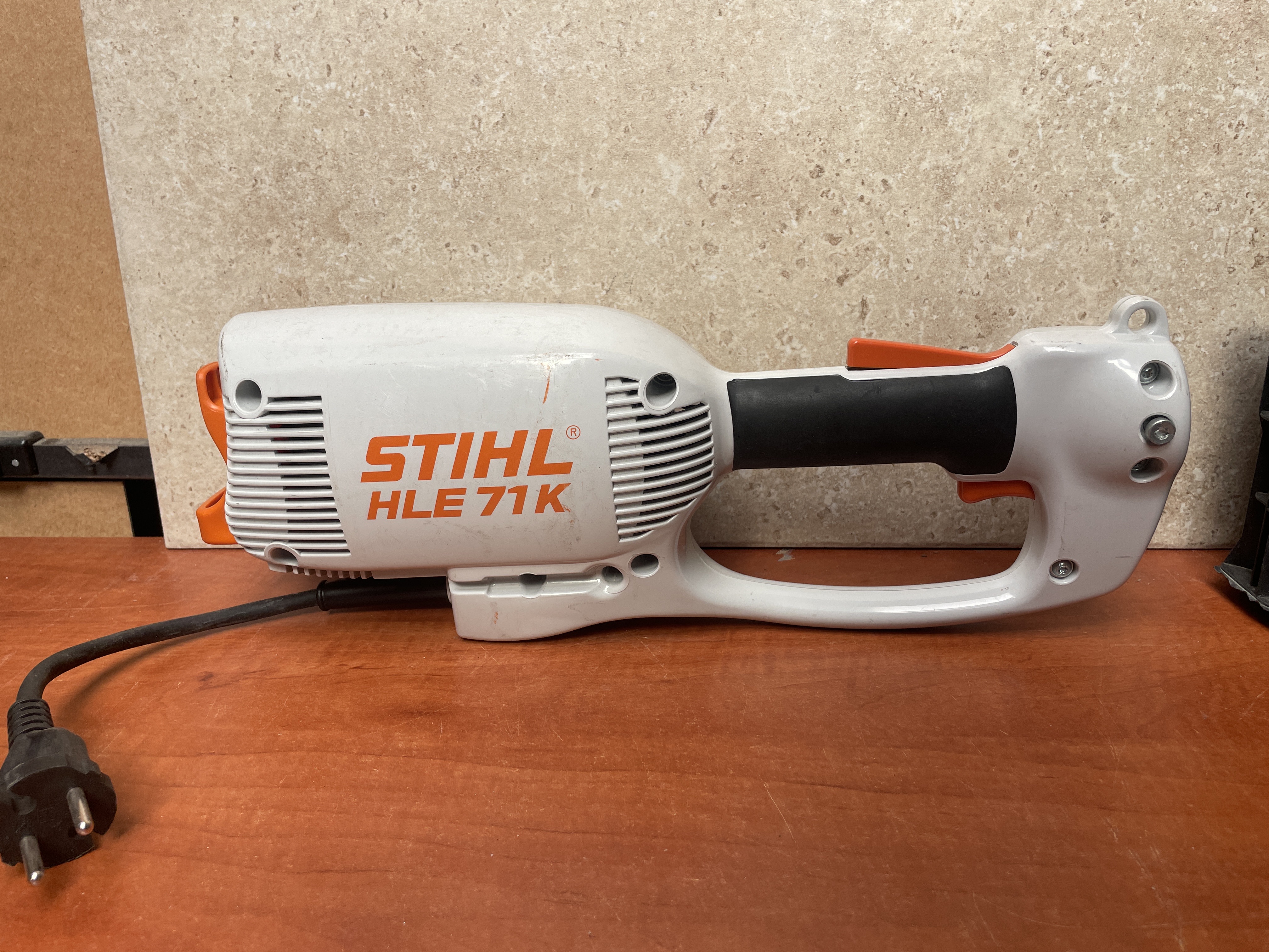 Bloc moteur STIHL HLE 71 K taille-haies électrique
