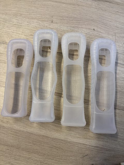 Lot de 4 housses silicone transparentes pour manette Wii Wiimote Nintendo