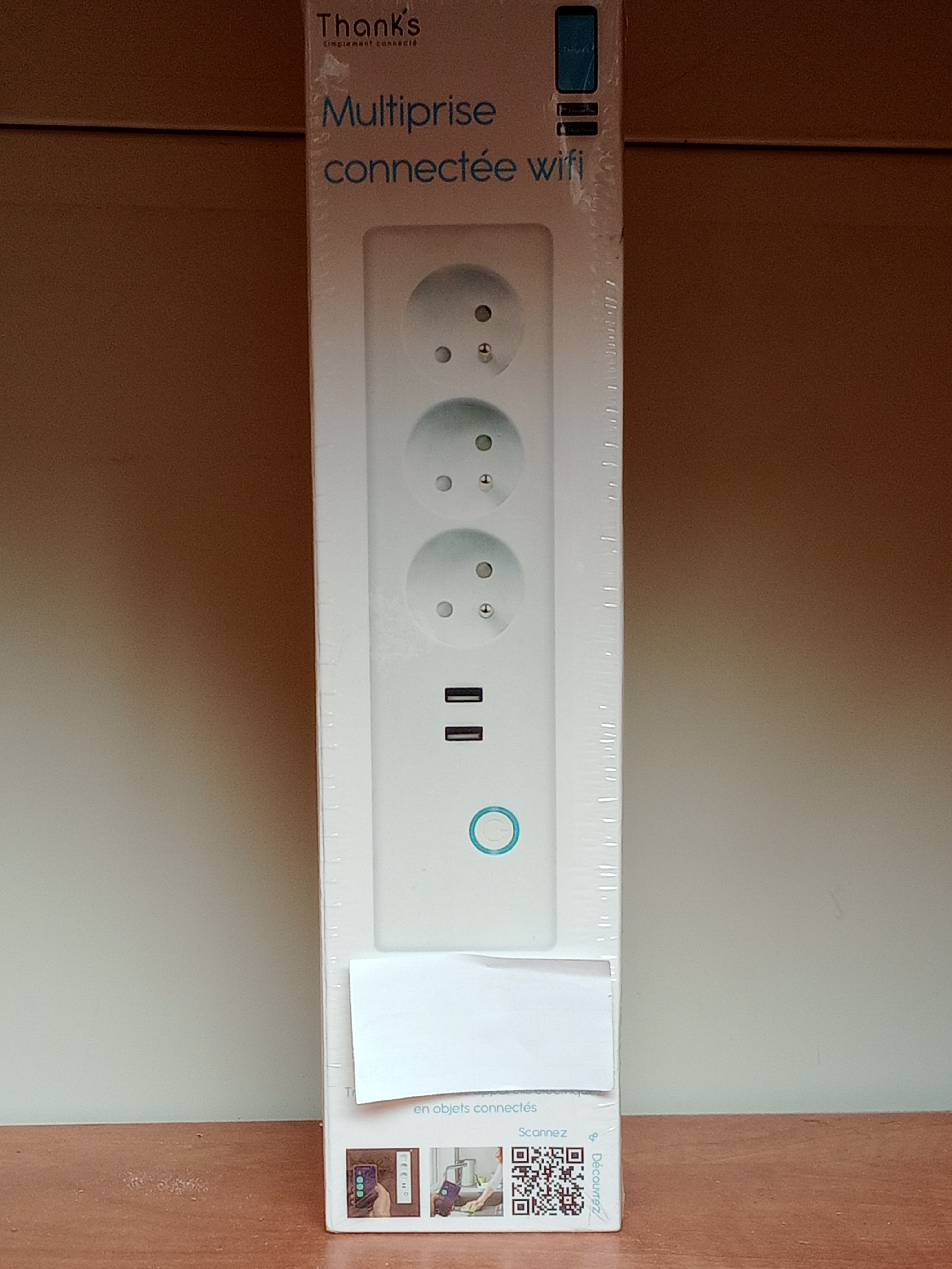 Multiprise connectée Wifi Thank's 3 prises 2 USB