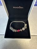 Bracelet Pandora avec charms et perle rose — photo 2