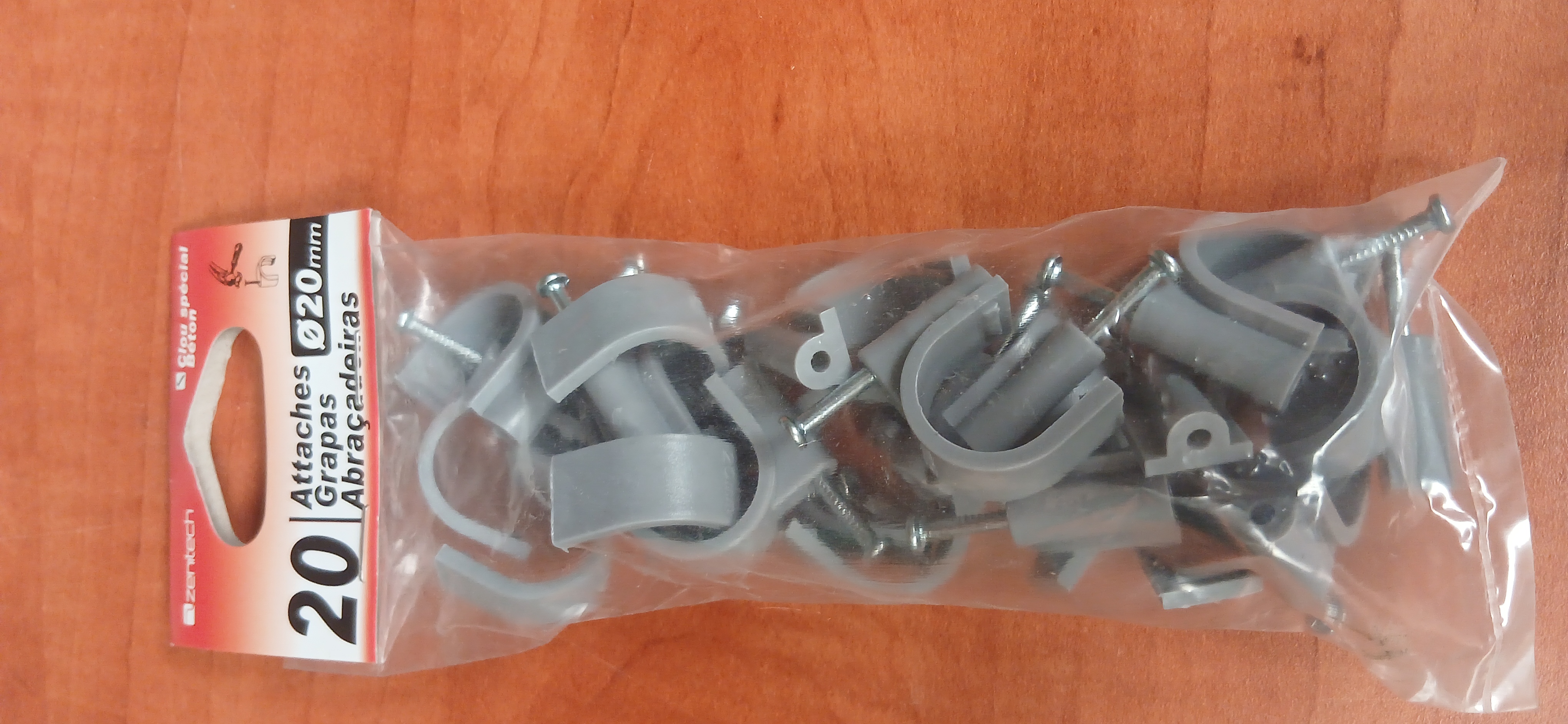 Lot de 20 attaches Ø20 mm pour tube gris